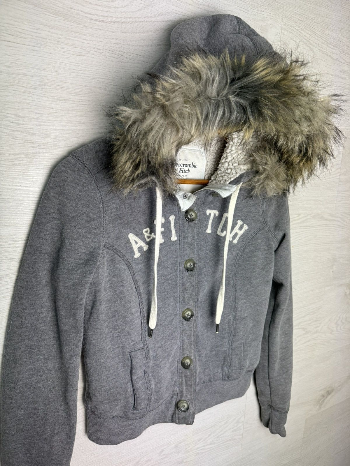Abercrombie & Fitch Abercrombie & Fitch Fur Hood Hoodie Women’s Size S / US 4 / IT 40 - 3 Thumbnail