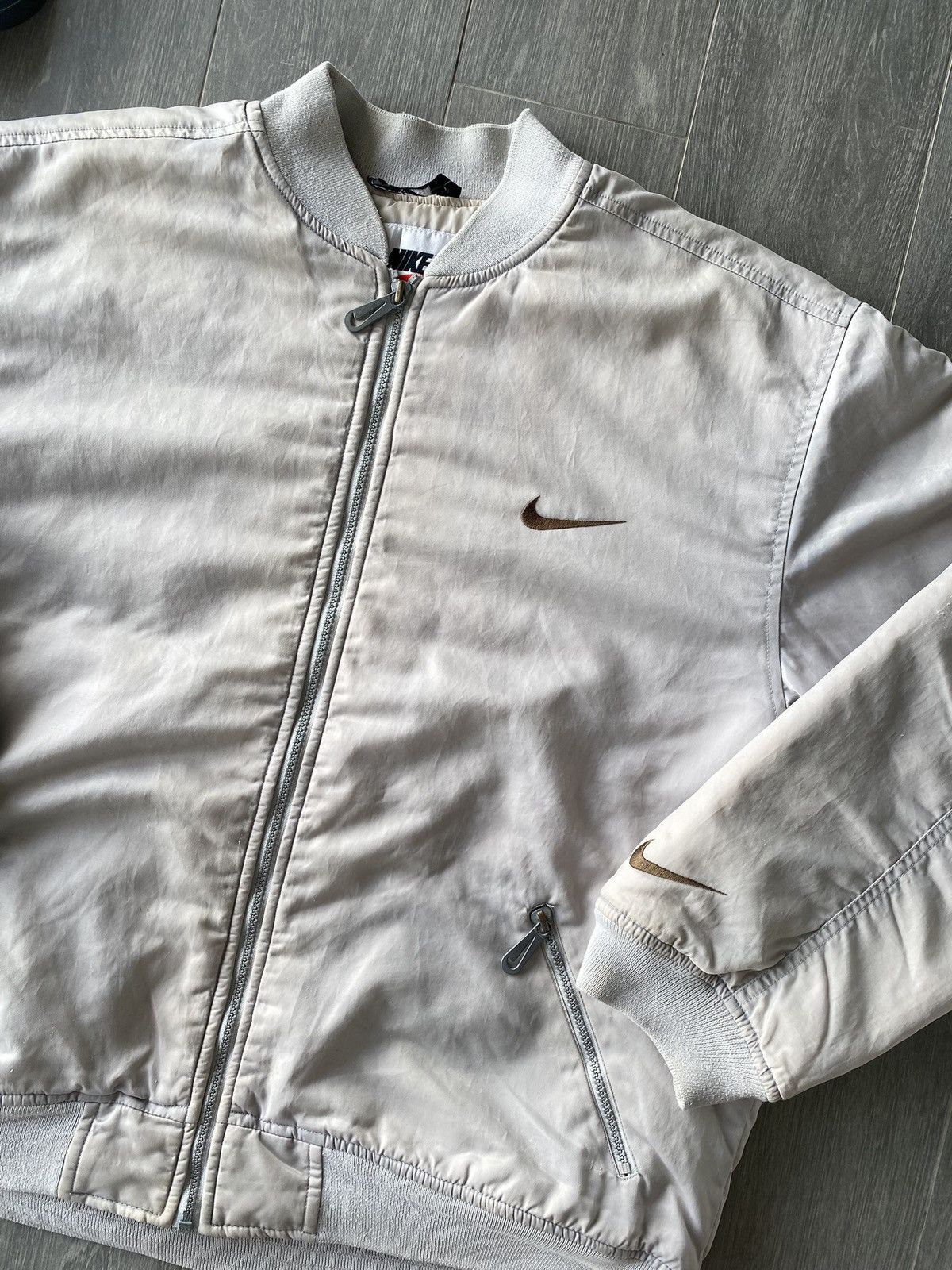 Nike × Vintage Vintage 90’s Grey Nike Big Swoosh Bomber Jacket Size US L / EU 52-54 / 3 - 4 Thumbnail