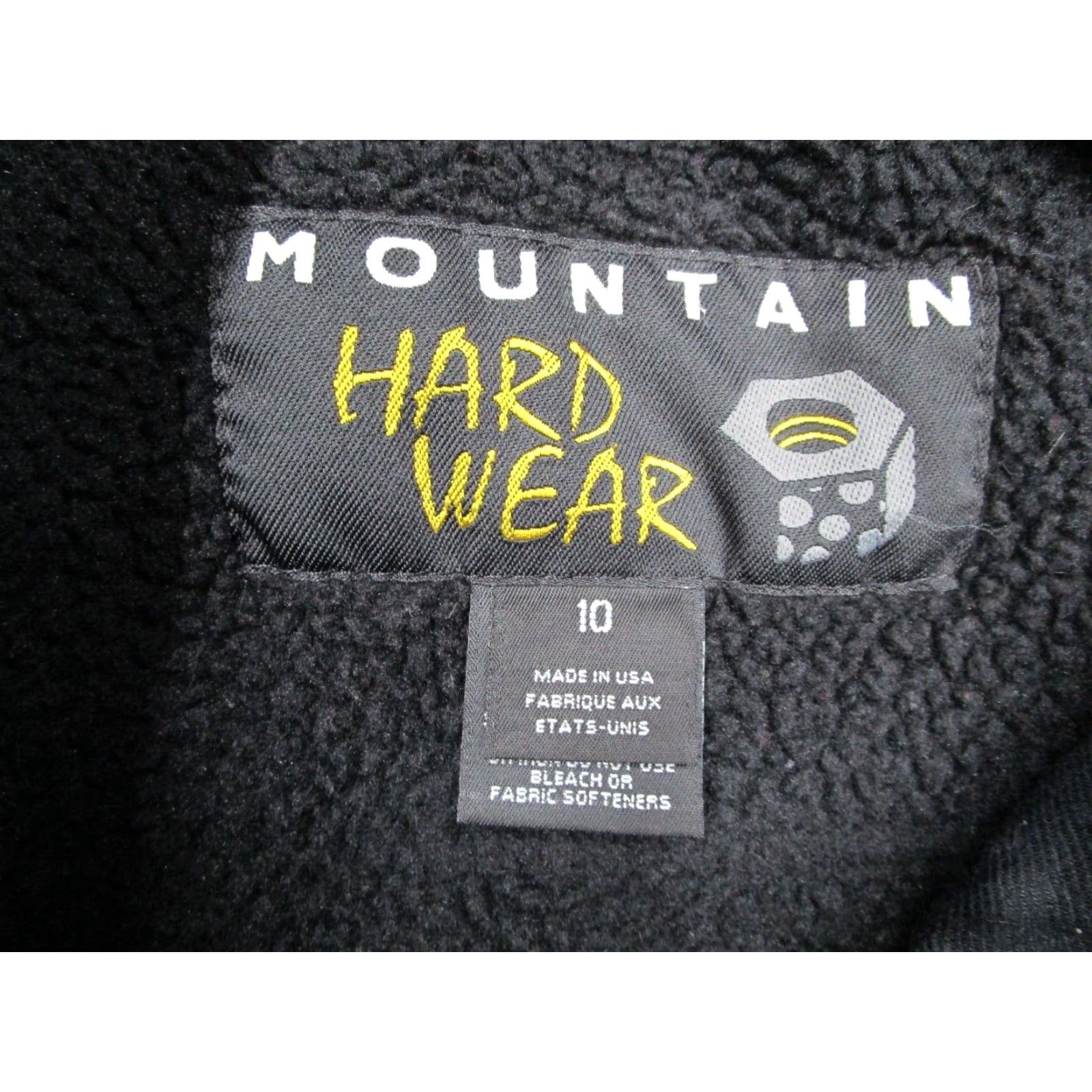 Mountain Hardwear VINTAGE Mountain Hardwear Jacket Womens 10 Black Polartec Full Zip USA Jacket Women Black Full Zip Pockets Wind-Resistant All Seasons Logo USA Size L / US 10 / IT 46 - 3 Thumbnail