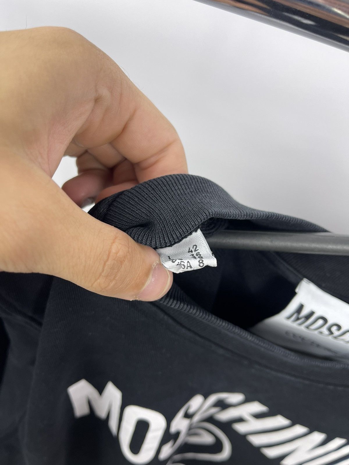 Moschino Moschino Milano Sweatshirt Size 8 (USA) Black Big Logo Size M / US 6-8 / IT 42-44 - 6 Thumbnail