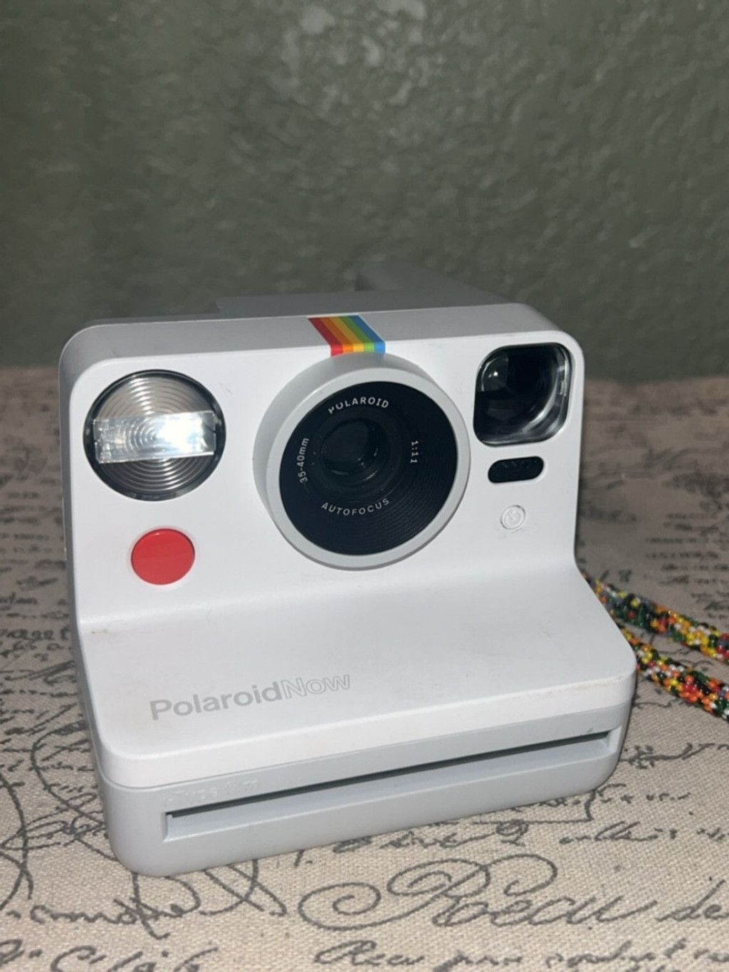 Polaroid Polaroid White Instant Camera with Rainbow Stripe Size ONE SIZE - 1 Thumbnail