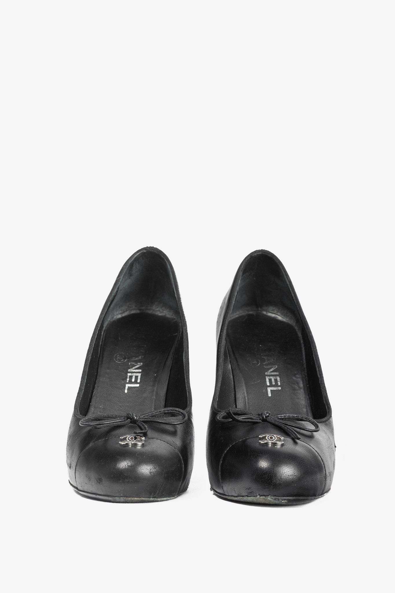 Chanel Chanel Black Leather CC-Cap-Toe Bow Pumps Size US 5.5 / IT 35.5 - 2 Thumbnail