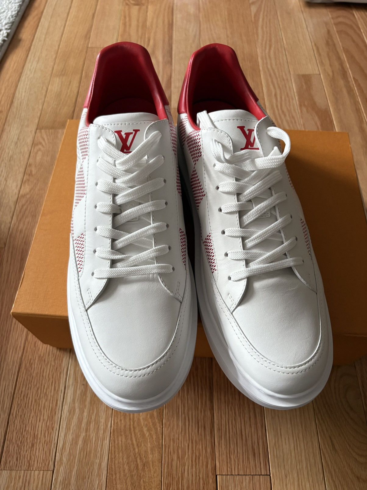 Louis Vuitton STEAL! Louis Vuitton Beverly Hills Sneaker Size 10 Size US 10 / EU 43 - 4 Thumbnail
