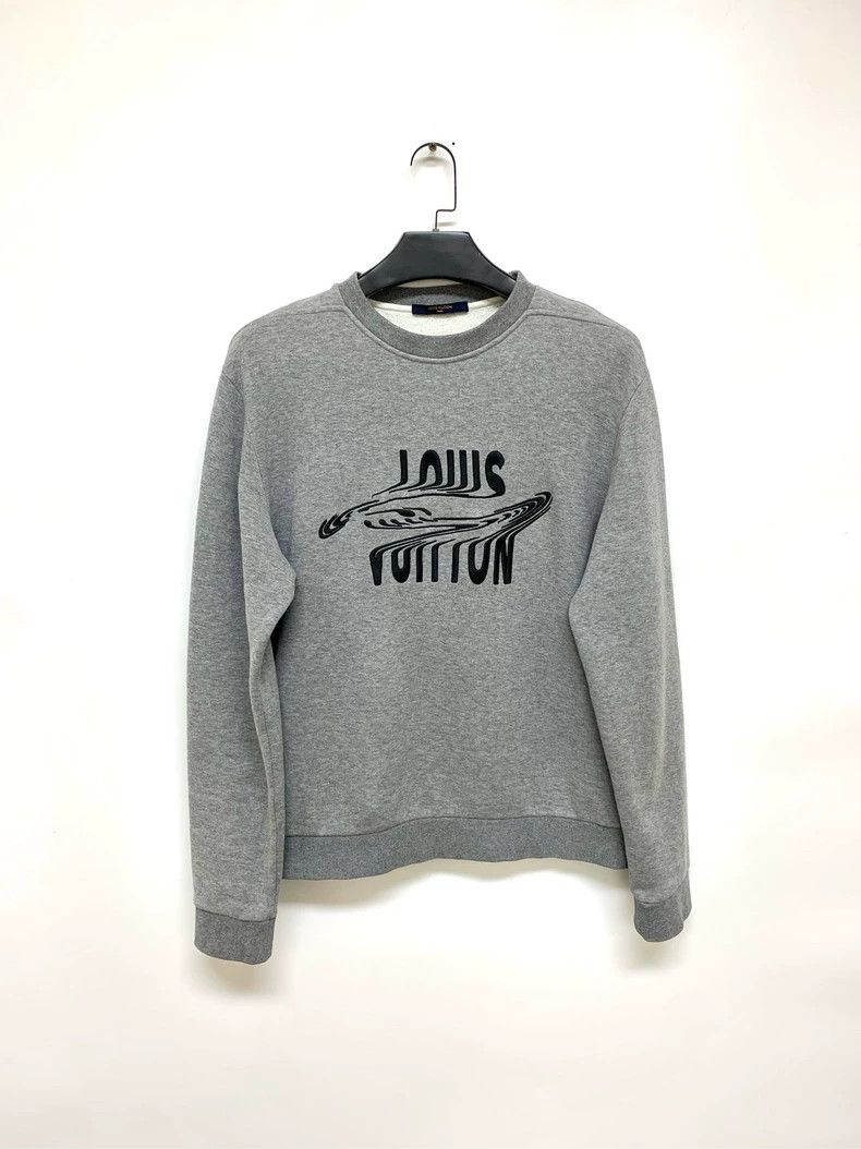 Louis Vuitton Louis Vuitton Grey Twisted Letter Sweatshirt Size US M / EU 48-50 / 2 - 1 Thumbnail