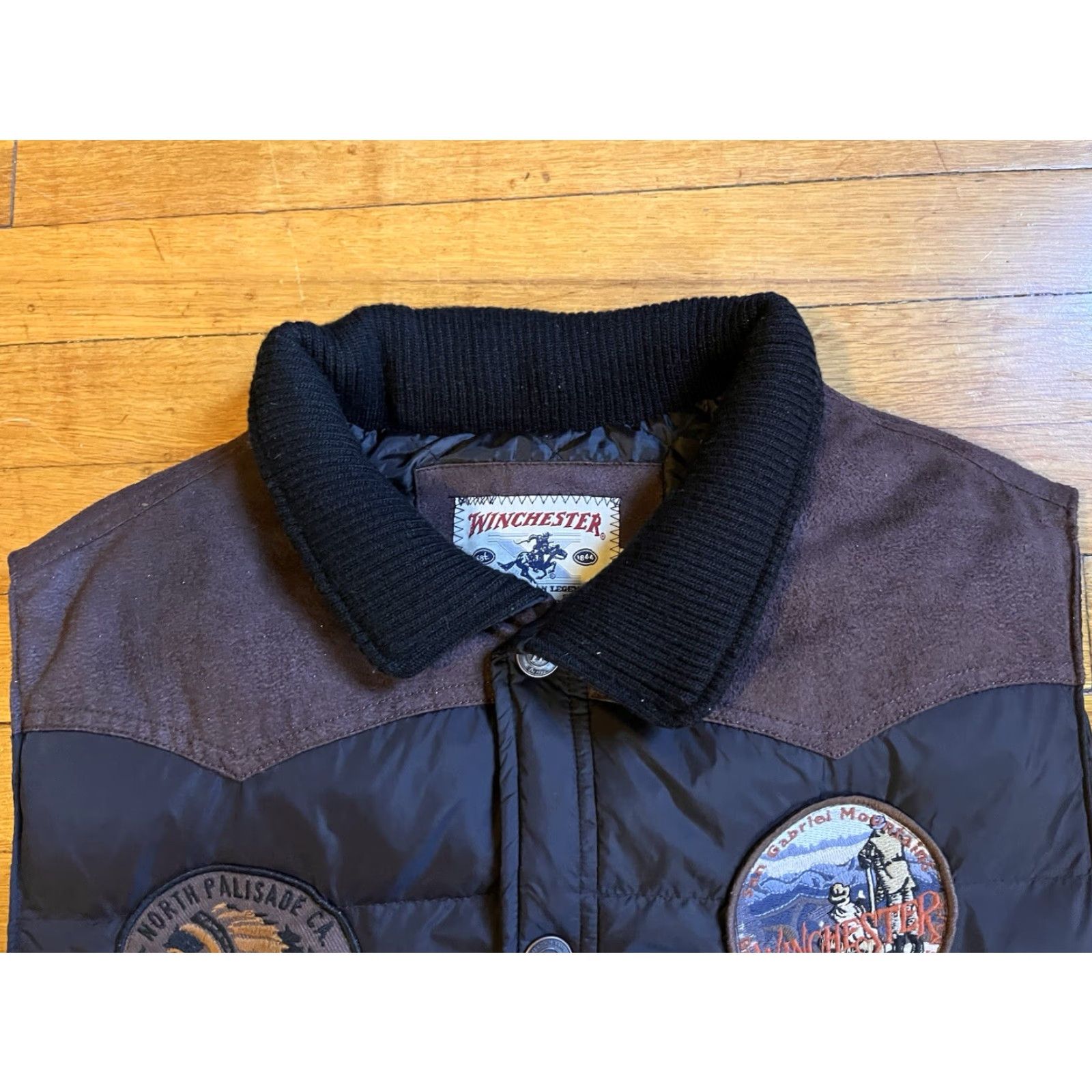 Vintage Winchester The American Legend Patch Puffer Vest Mens XL Black Quilted Vest Size US XL / EU 56 / 4 - 6 Thumbnail