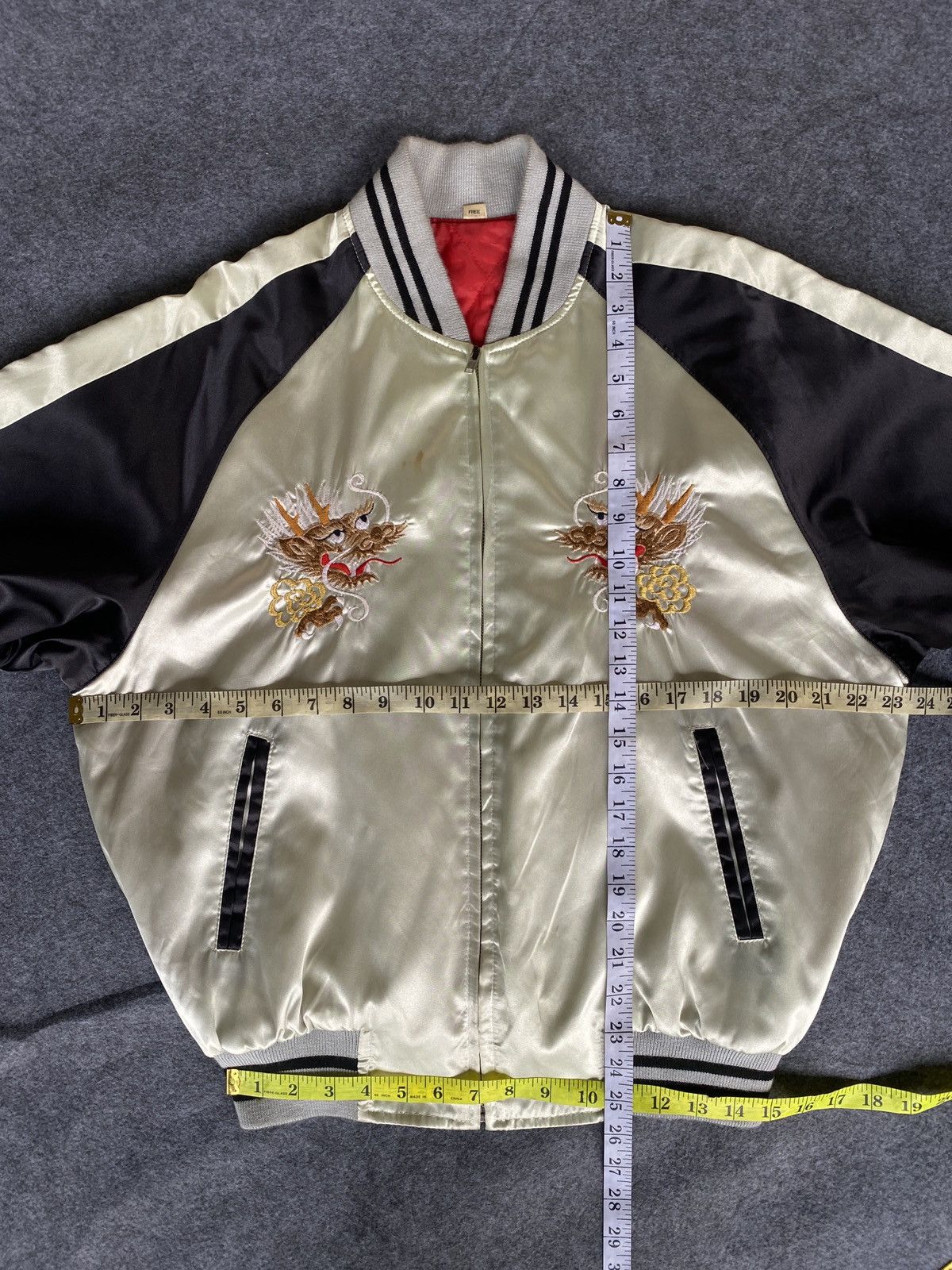Japanese Brand Vintage sukajan souvenir dragon jacket Size US L / EU 52-54 / 3 - 13 Thumbnail