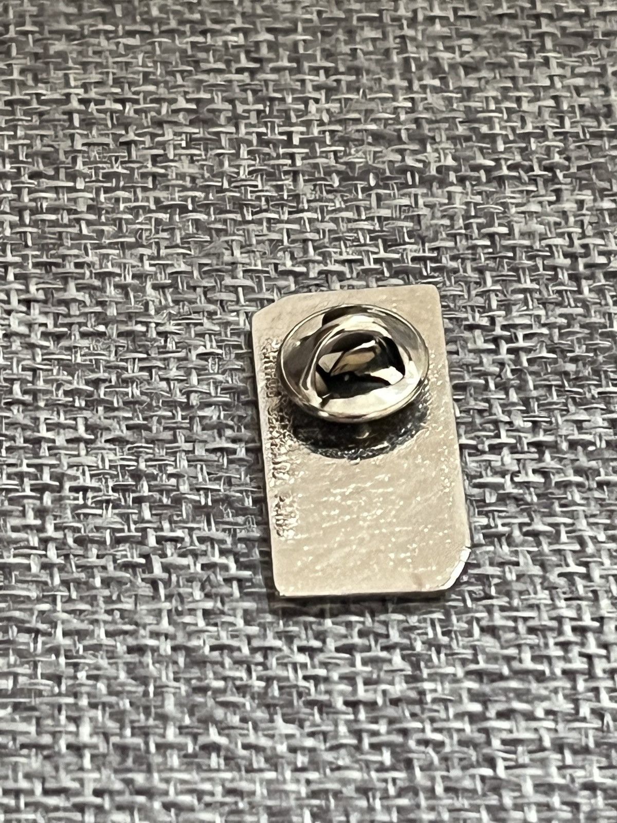 Vintage Chivas Regal whiskey vintage pin Size ONE SIZE - 4 Thumbnail