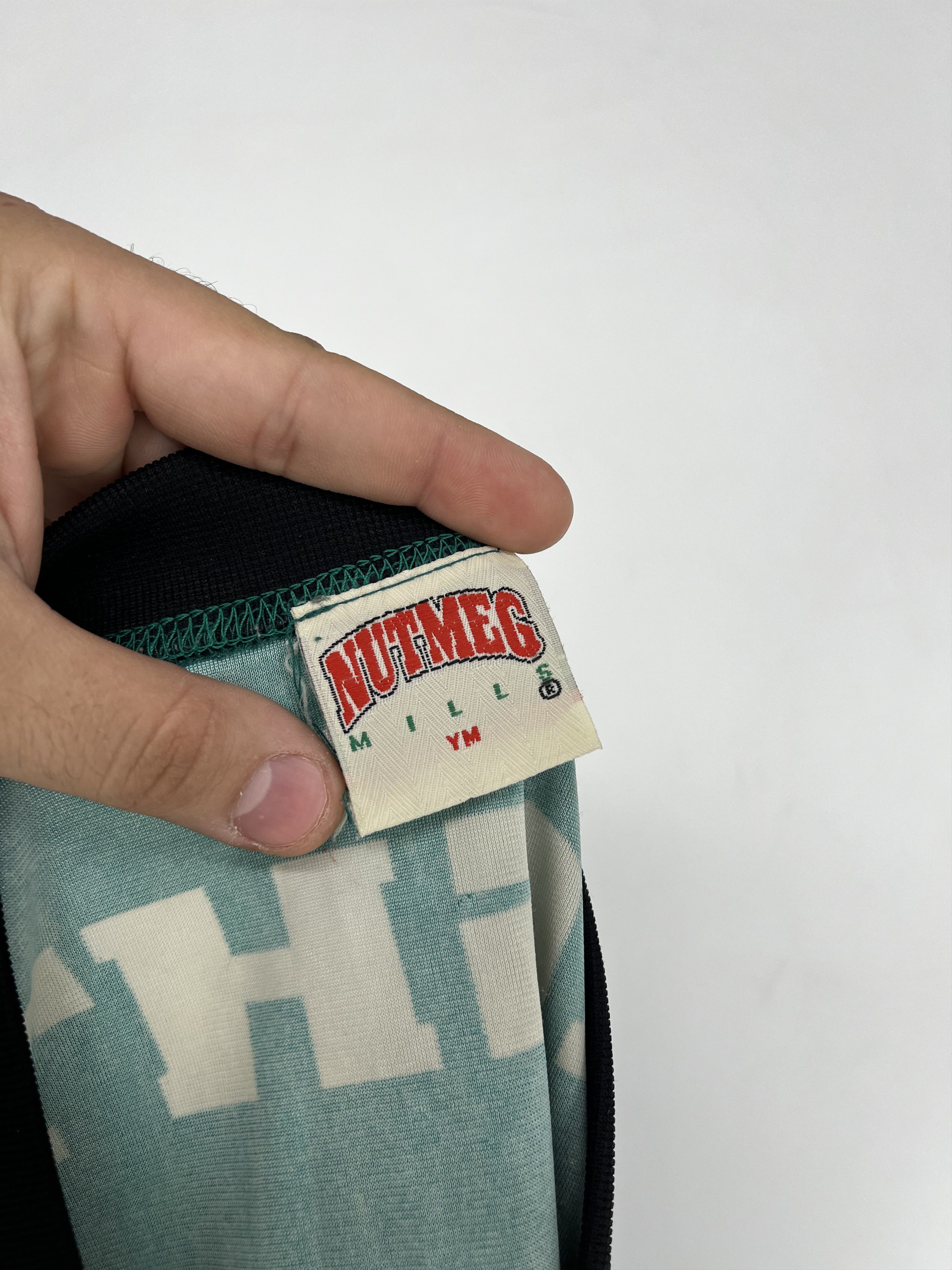 NHL × Nutmeg × Vintage Vintage Mighty Ducks Anaheim Nutmeg Jersey NHL Size US S / EU 44-46 / 1 - 12 Thumbnail