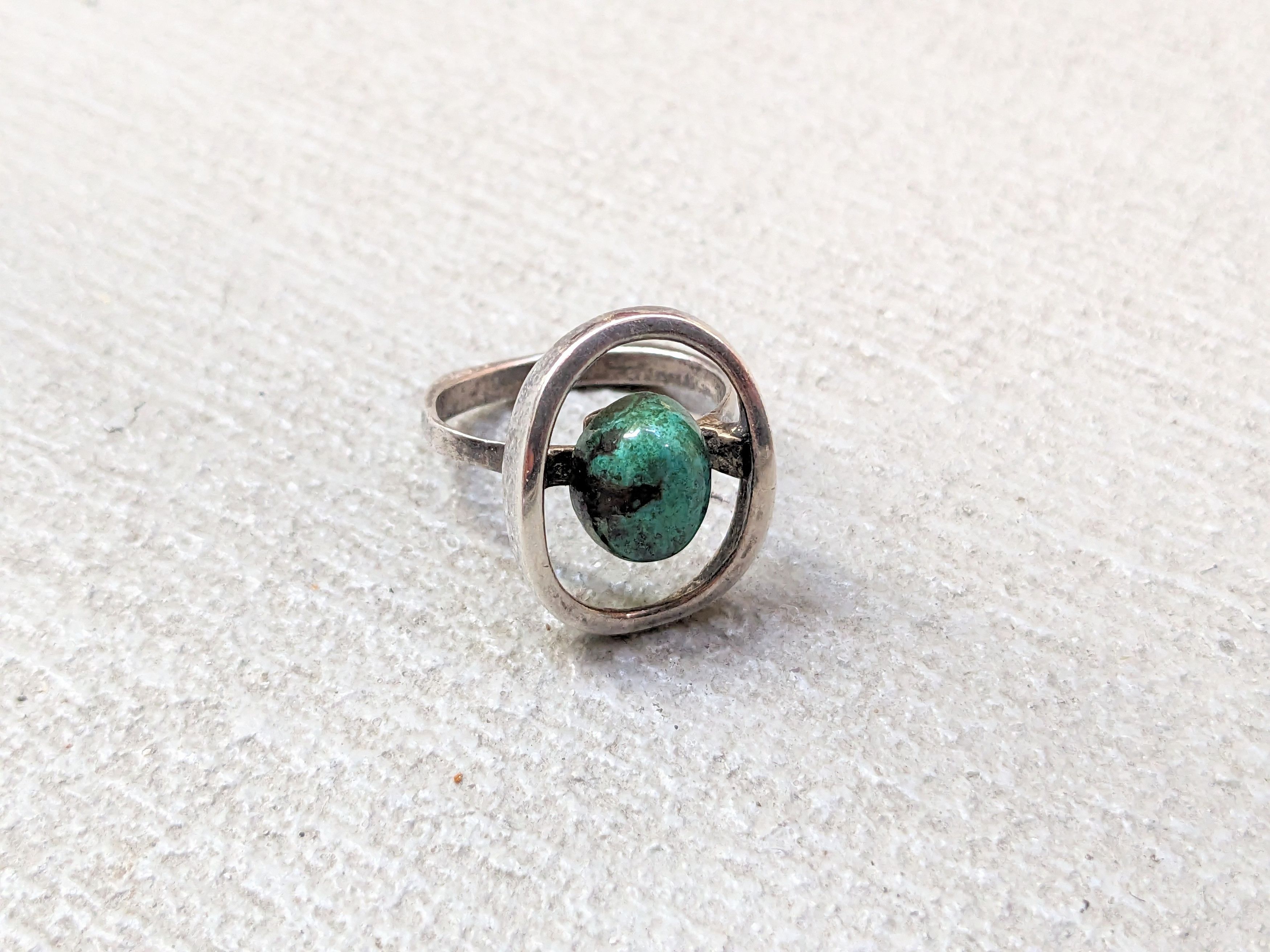 Jewelry Vintage Sterling Silver Ring 6.75 Green Eilat Modern MCM Size ONE SIZE - 1 Thumbnail