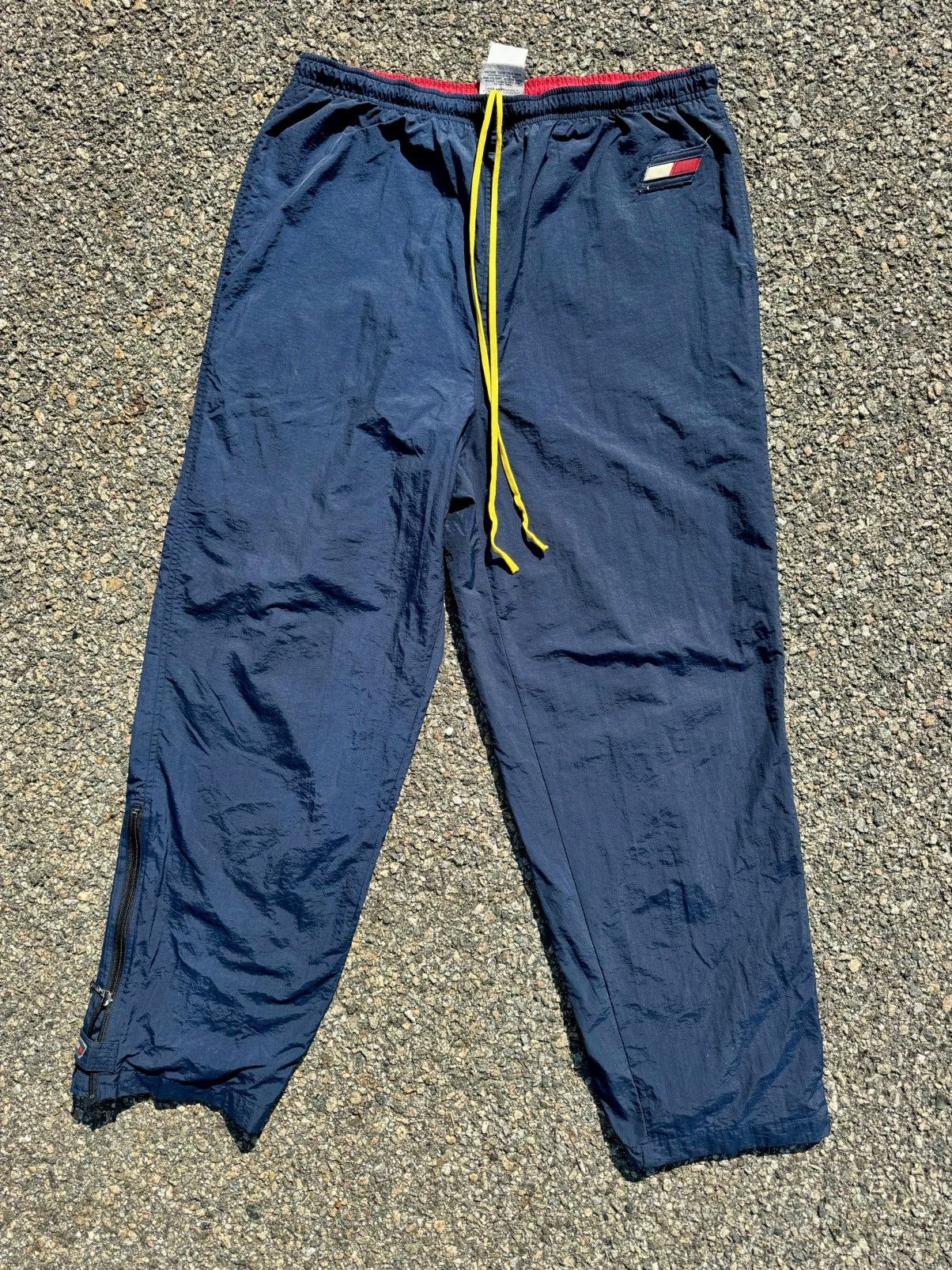Tommy Hilfiger × Vintage Vintage Tommy Hilfiger 90’s Hip Hop Track Pants Size US 32 / EU 48 - 2 Thumbnail