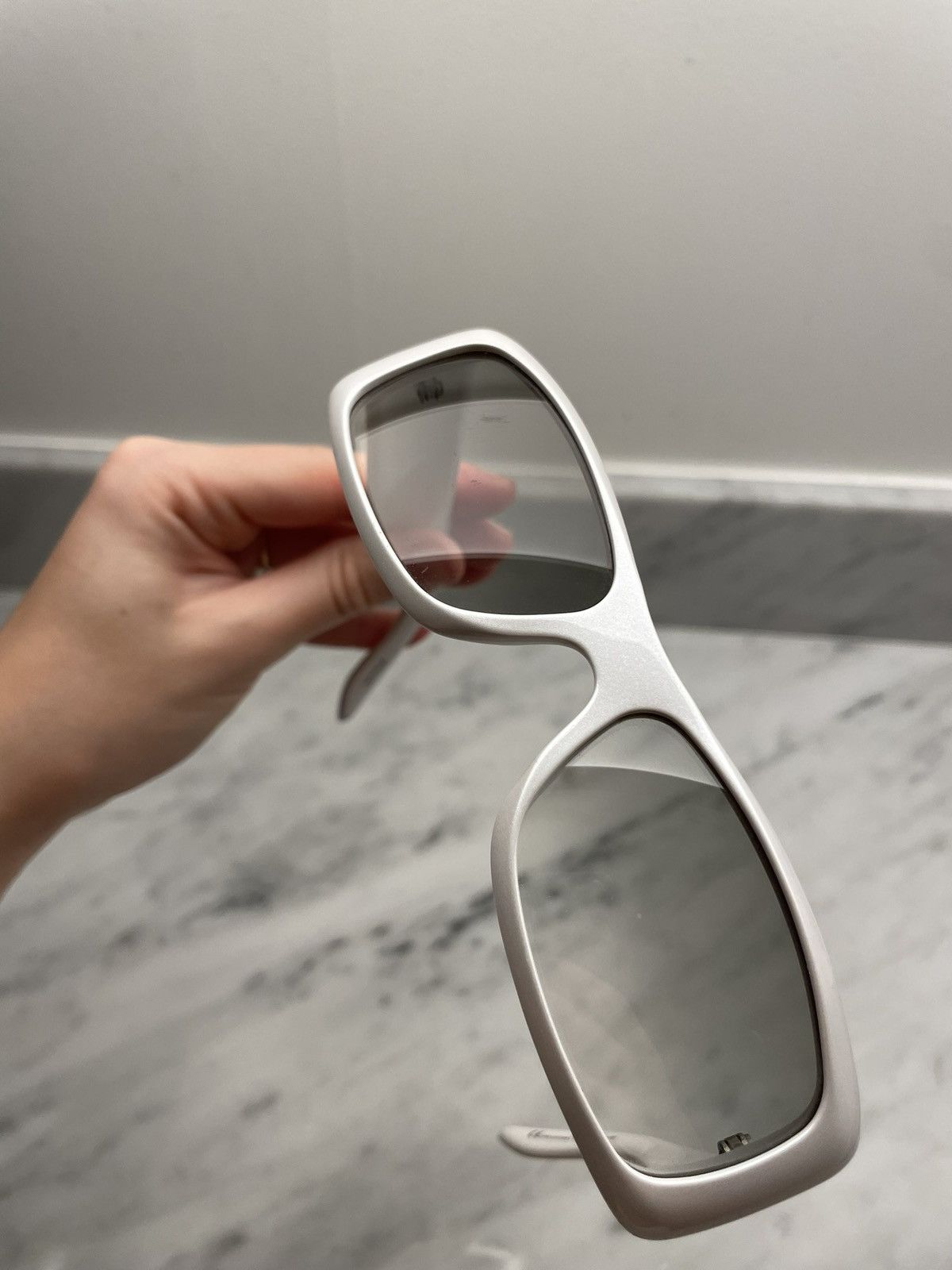 Dior Dior Couture 2 🔥 white sunglasses with logo Size ONE SIZE - 12 Thumbnail