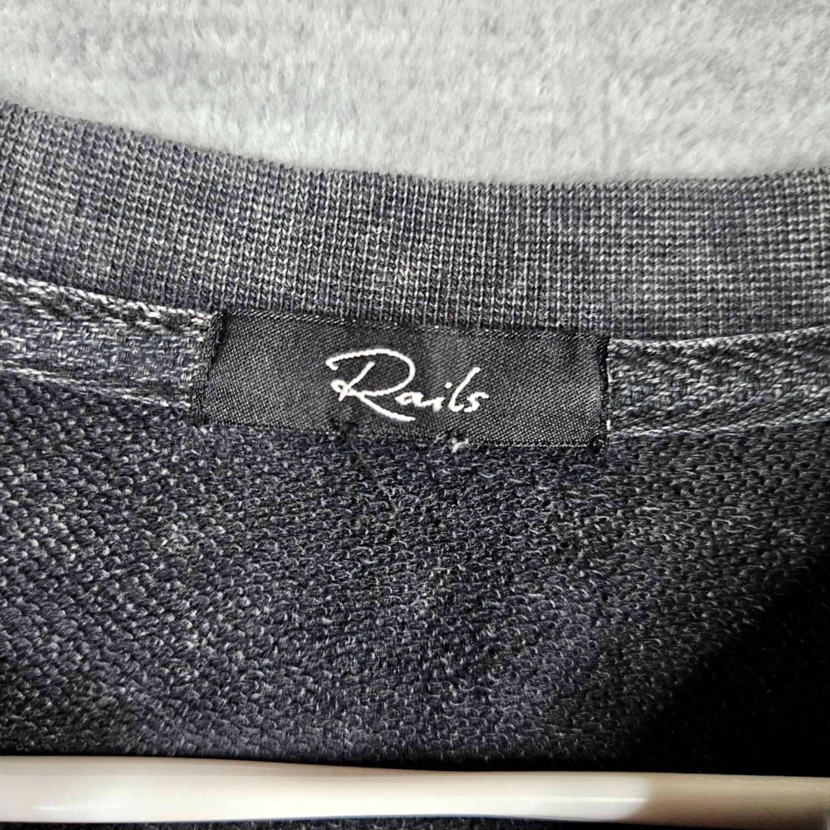 Rails Rails Women's Gray Acid Wash Long Sleeve Crew Neck Tee XS Size XS / US 0-2 / IT 36-38 - 7 Thumbnail