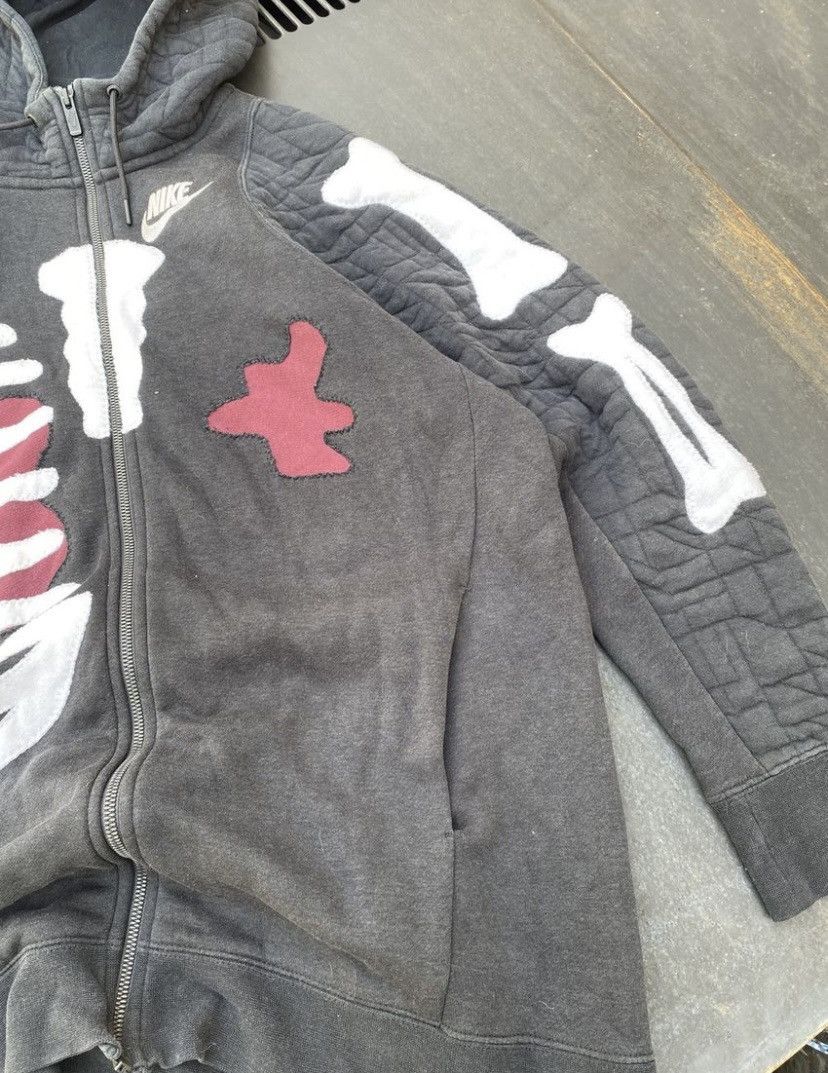 Japanese Brand × Nike × Vintage Nike Custom Skeleton y2k hoodie Size US L / EU 52-54 / 3 - 3 Thumbnail