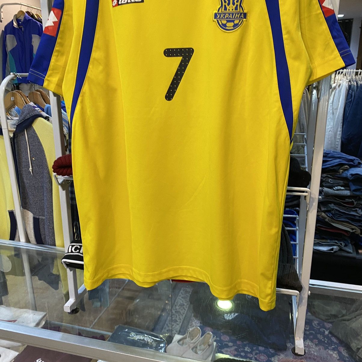 Lotto Sport VINTAGE Ukraine Lotto Andriy Shevchenko #7 home jersey Size US XL / EU 56 / 4 - 4 Thumbnail