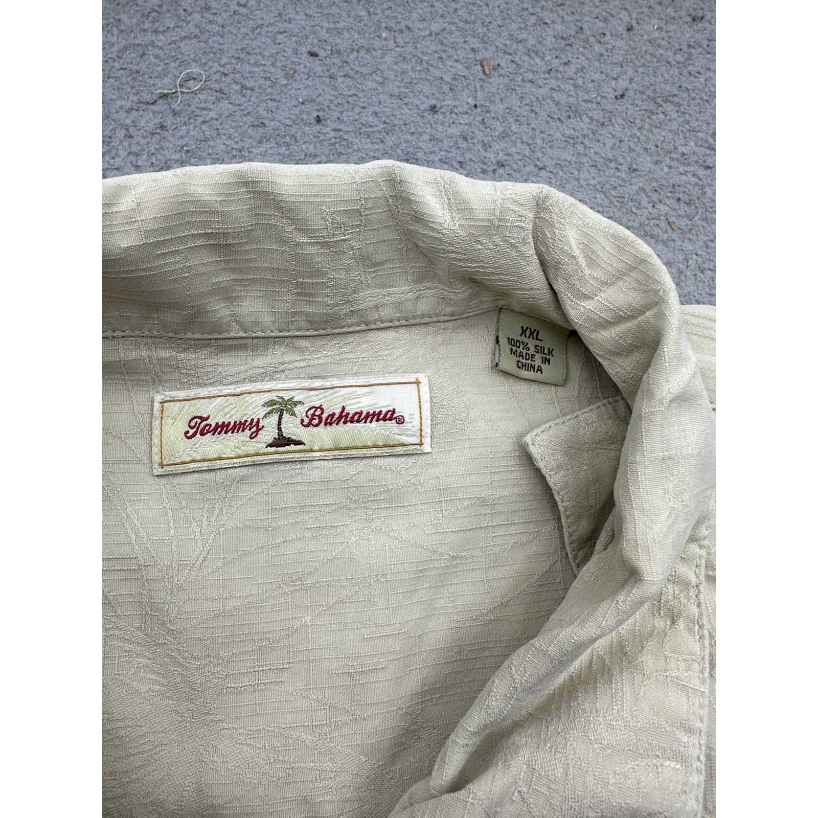 Tommy Bahama Tommy Bahama Button Up Shirt Mens XXL Beige Tan Silk Size US XXL / EU 58 / 5 - 2 Thumbnail