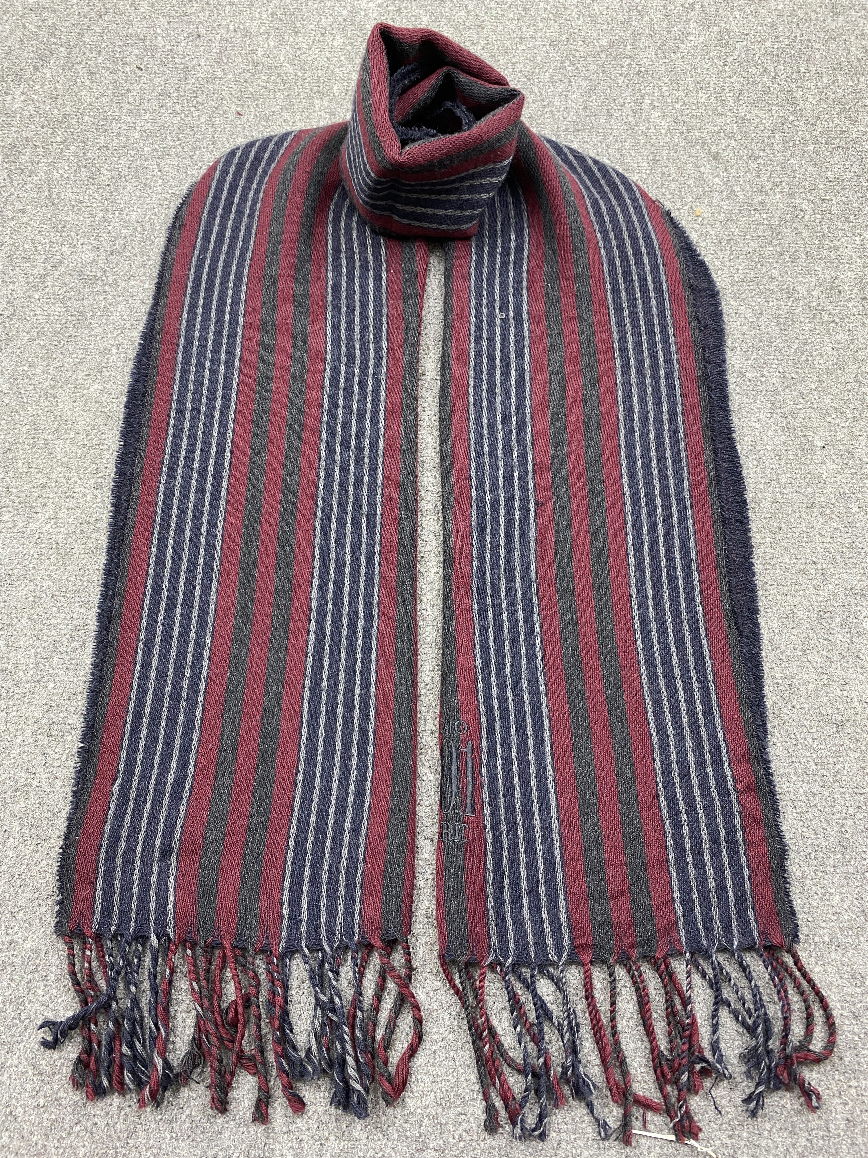 Studio 0001 Ferre Scarf / Muffler / Neckwear - SC0144