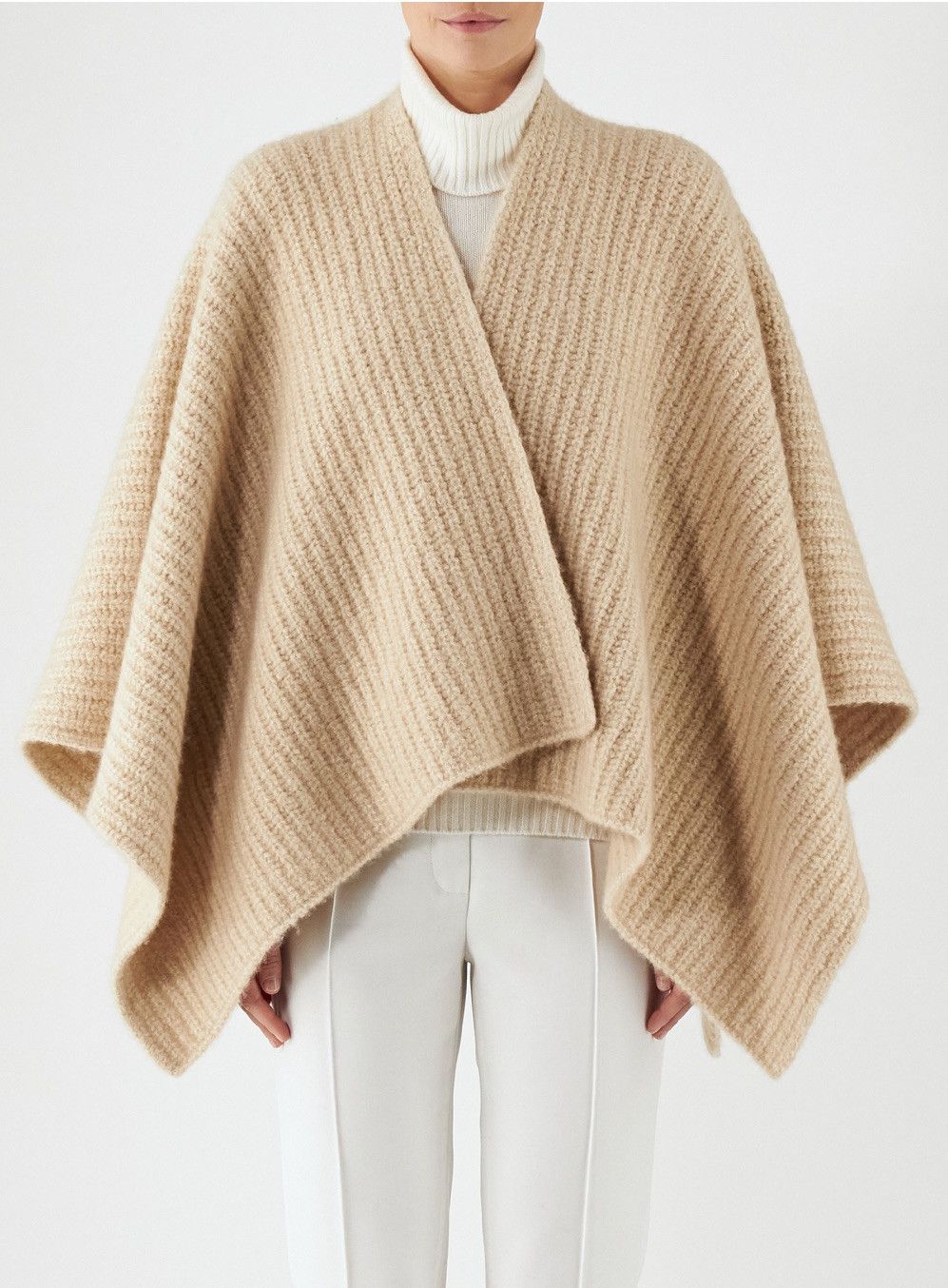 Loro Piana o1srvl11e1124 Size: OS / Bianco Aircash Cape in Beige Size ONE SIZE - 1 Thumbnail