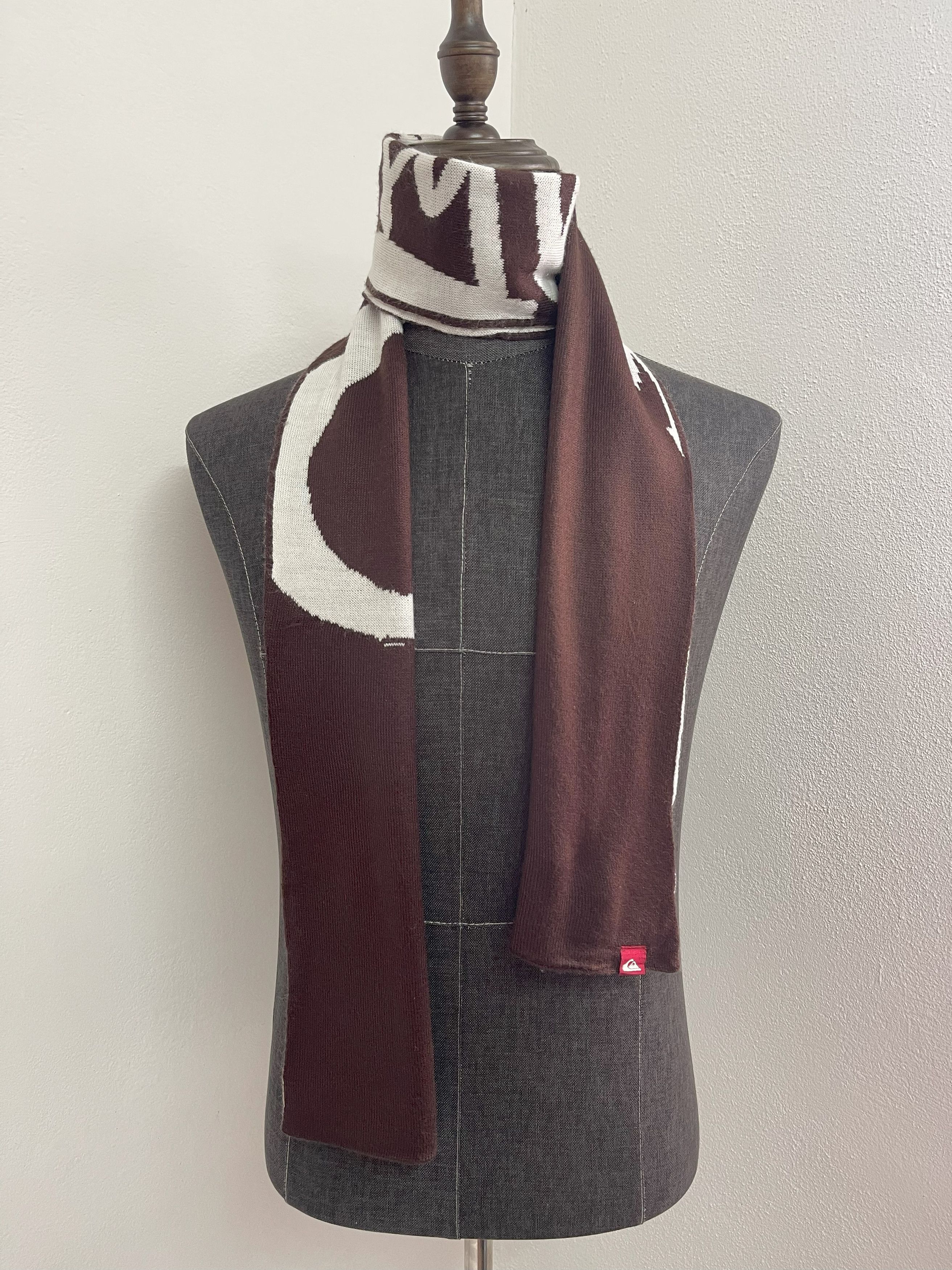 Quiksilver Vintage Quiksilver Mouse Scarf / Muffler - 6075 Size ONE SIZE - 1 Thumbnail