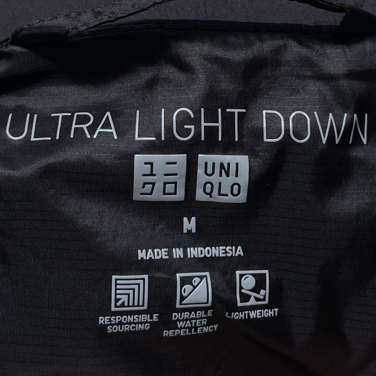 Japanese Brand × Uniqlo Japanese Brand Uniqlo Sleveless Puffer 2000s Size US M / EU 48-50 / 2 - 9 Thumbnail