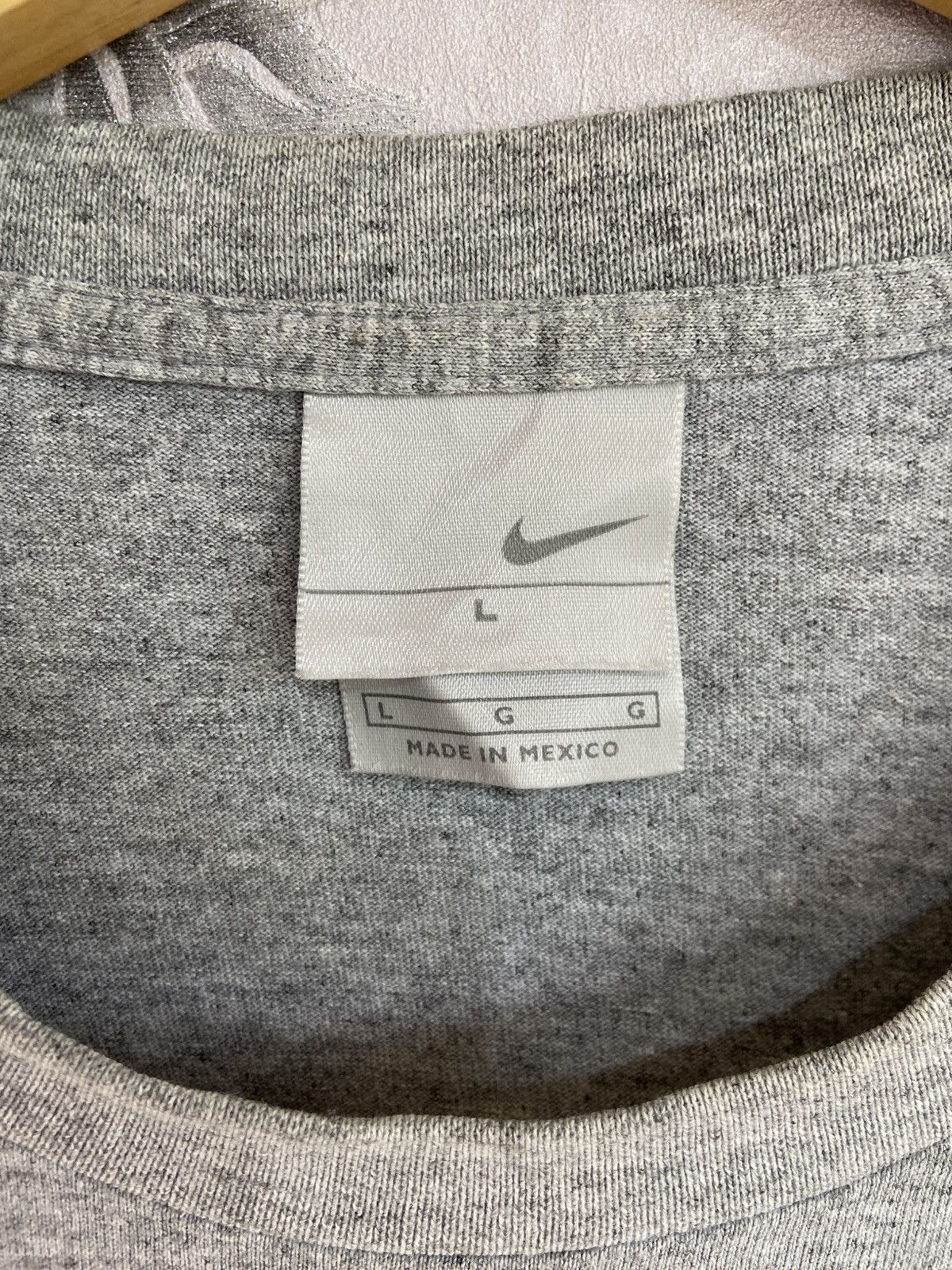 Nike Vintage 00s Nike Longsleeve Shirt Size US L / EU 52-54 / 3 - 5 Thumbnail