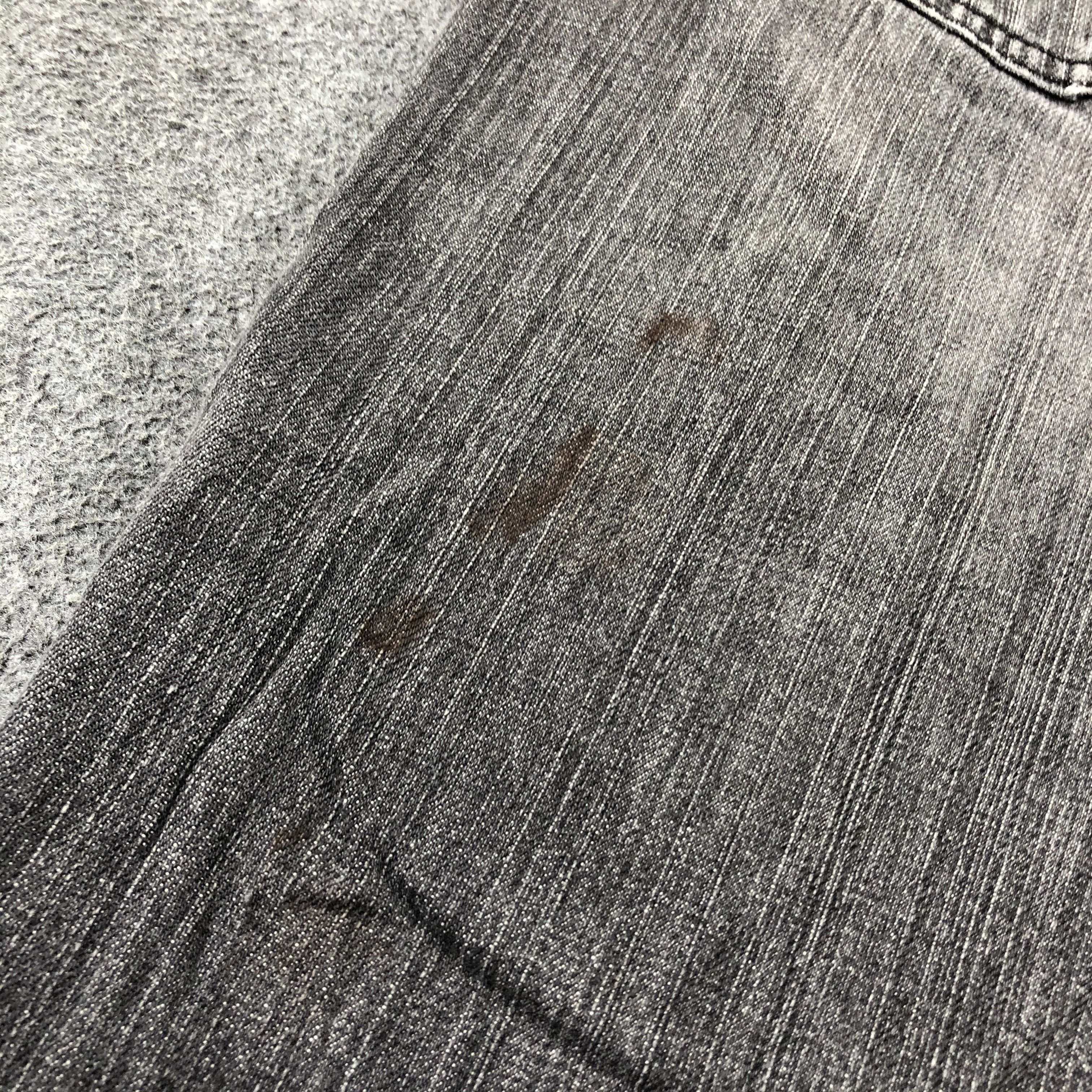 Vintage Faded Black Levis Jeans-J2490