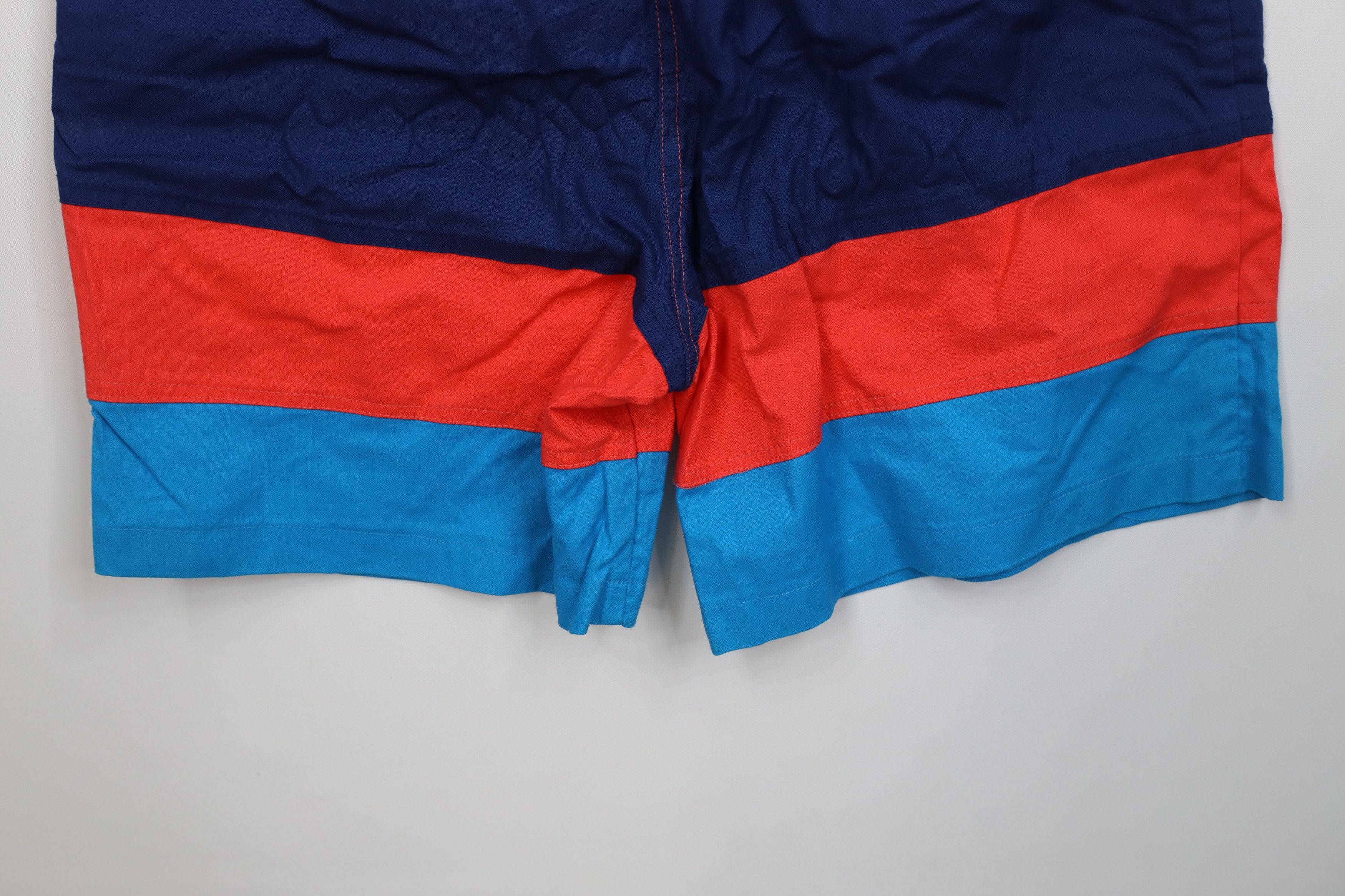 Vintage Vintage 90s Streetwear Block Lined Shorts Trunks Cotton Size US 32 / EU 48 - 13 Thumbnail