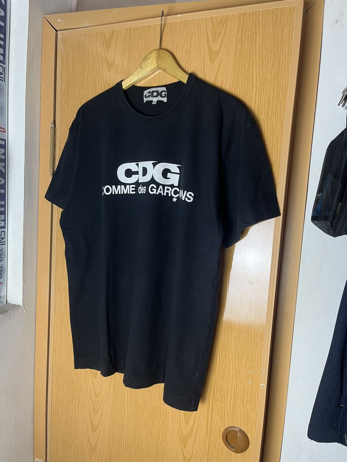 Comme des Garcons best price delete today🔥Comme des garcons t-shirts Size US XL / EU 56 / 4 - 6 Thumbnail