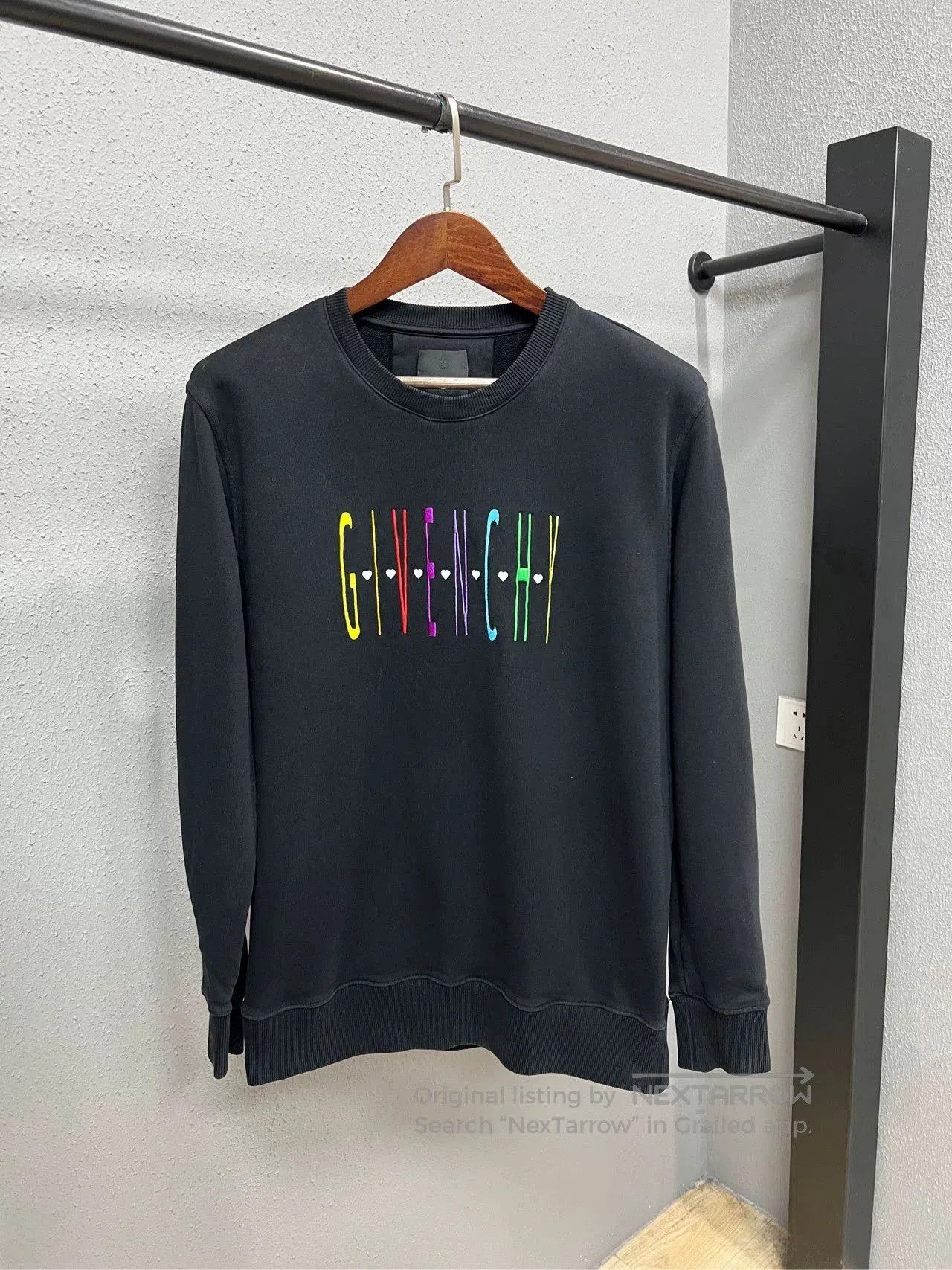 Givenchy Givenchy Colorful Lettered Sweatshirt. Size US M / EU 48-50 / 2 - 1 Thumbnail