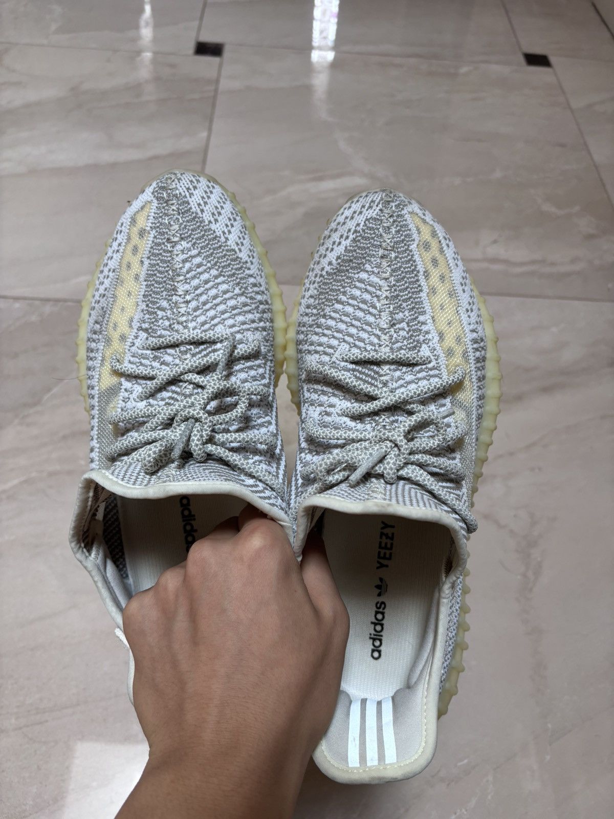 Yeezy Yeezy Static 350V2 Size US 11 / EU 44 - 2 Thumbnail