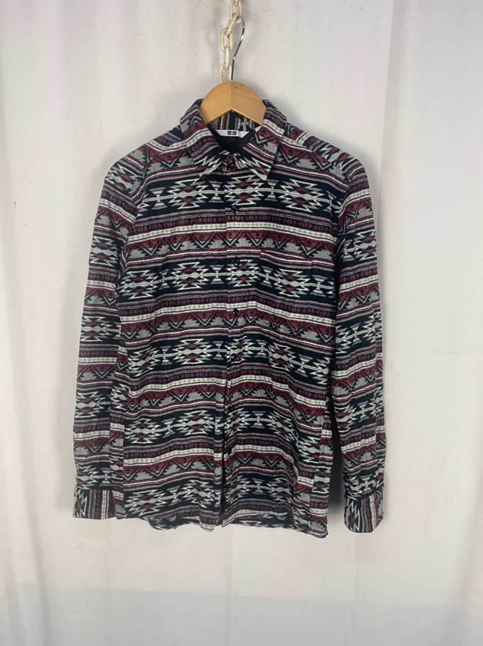 Uniqlo Uniqlo fullprint Navajo button up shirt Size US M / EU 48-50 / 2 - 9 Thumbnail