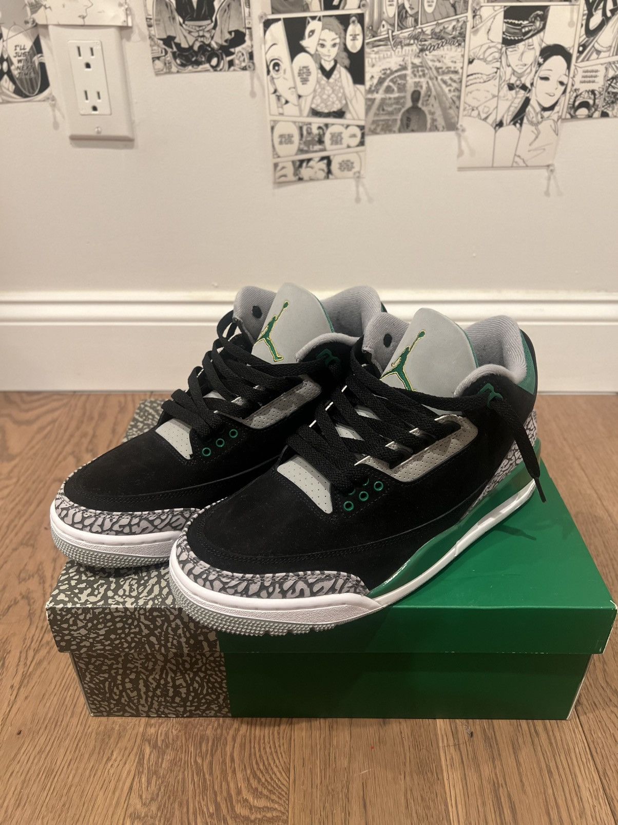 Jordan Brand Air Jordan 3s Pine Green Size US 8 / EU 41 - 1 Thumbnail