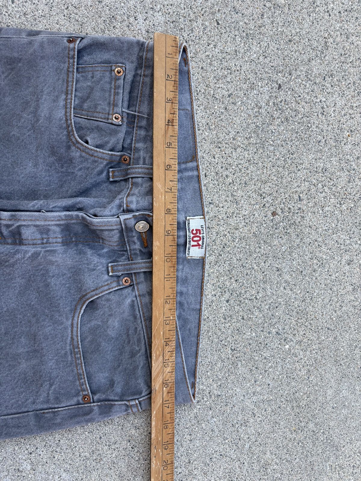 Levi's Vintage 2008 Y2K Grey Levi’s 501 Straight Fit Jeans Size 36 Size US 36 / EU 52 - 8 Thumbnail
