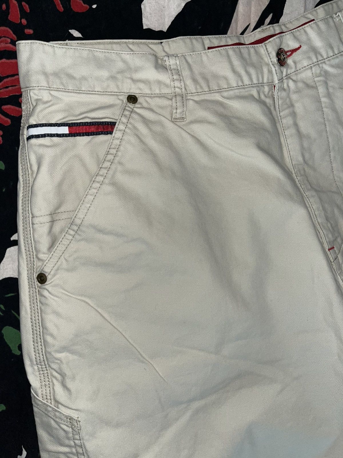 Tommy Hilfiger Crazy Y2K Baggy Skater Stash Pocket Cream Carpenter Shorts Size US 36 / EU 52 - 2 Thumbnail