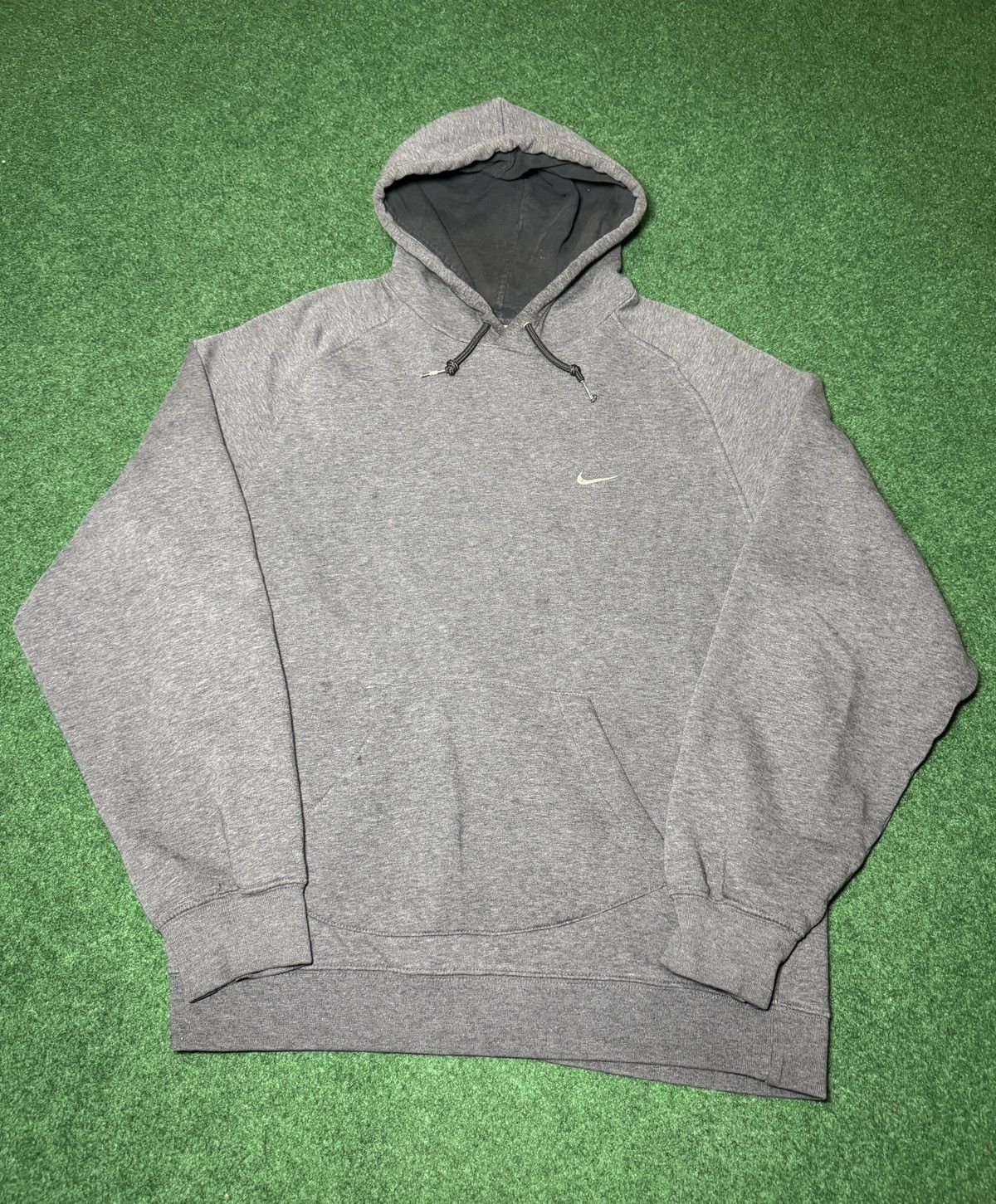 Nike × Vintage Vintage Y2K Nike Gray Pullover Large Hoodie Sweatshirt Size US L / EU 52-54 / 3 - 1 Thumbnail