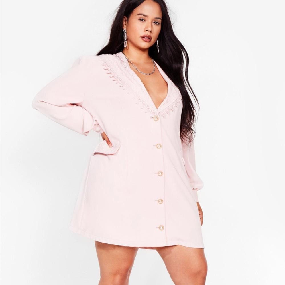 Designer Nasty Gal l NWT Vintage Lace Collar Blazer Dress Size 16 Size XXL / US 16-18 / IT 52-54 - 1 Thumbnail