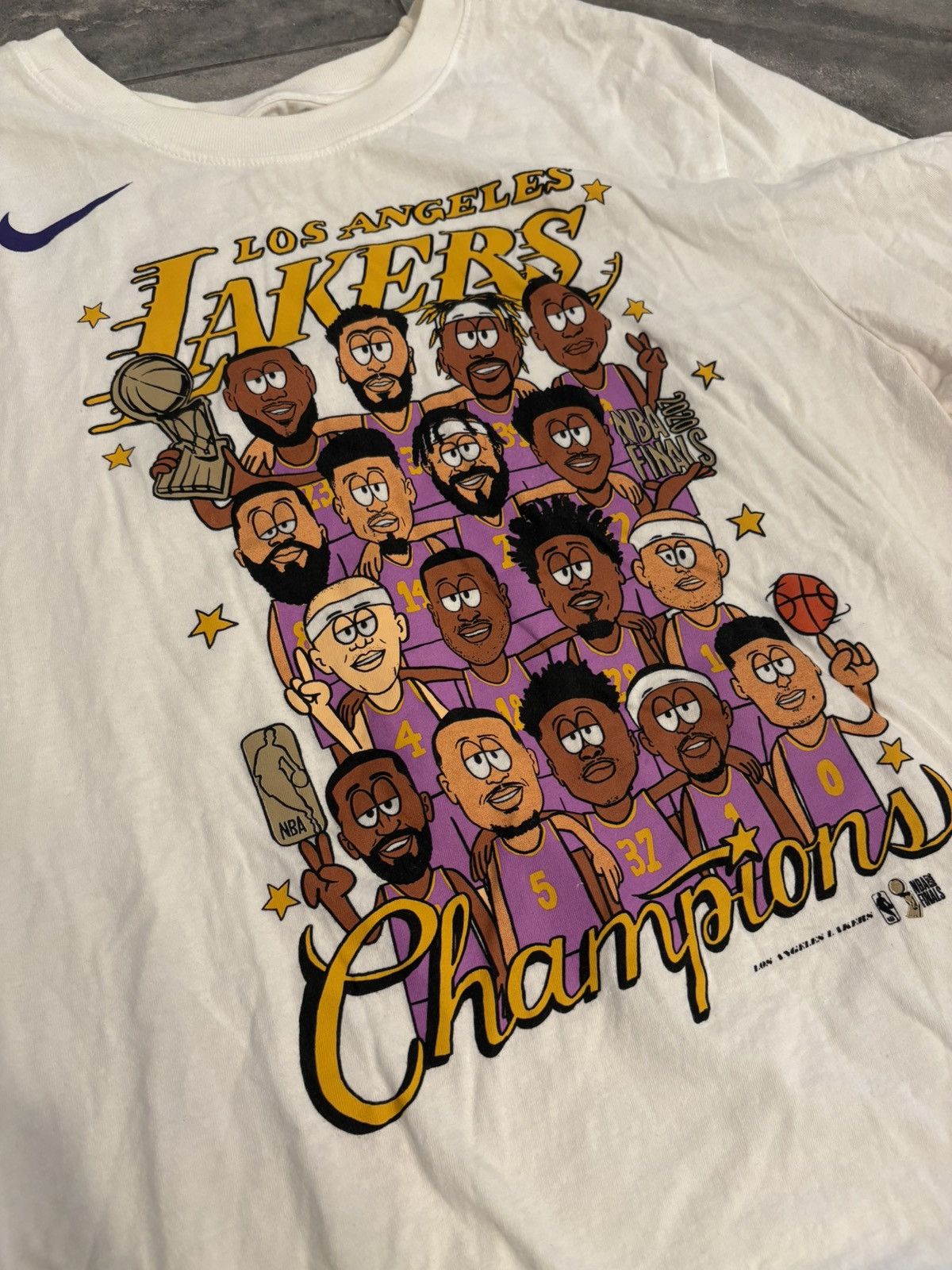 Nike Nike Lakers 2020 Championship Roster Cartoon White Tee Shirt Size US L / EU 52-54 / 3 - 2 Thumbnail