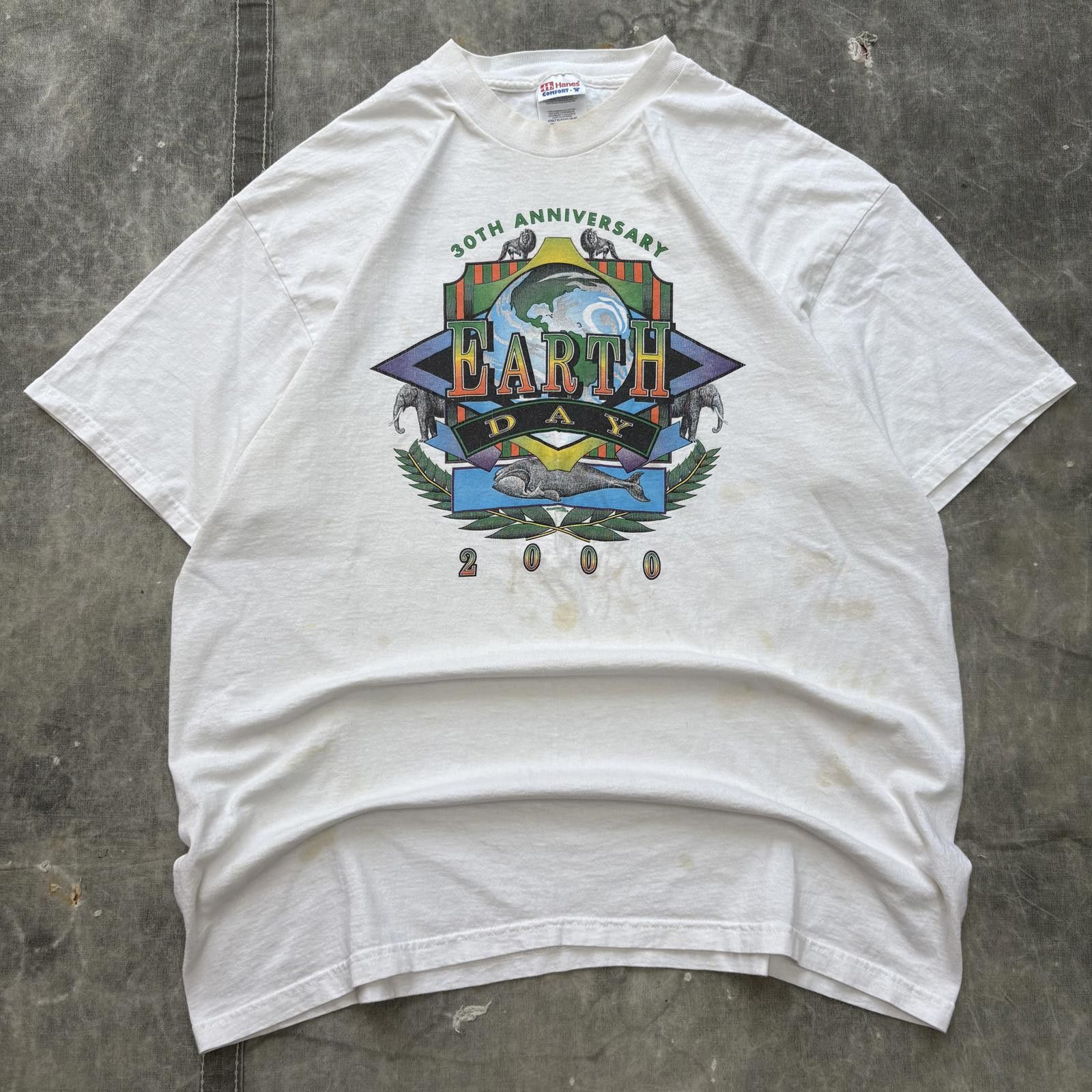 Hanes Vintage Y2K Earth Day Lion Elephant Whale Animals Shirt Size US XL / EU 56 / 4 - 1 Thumbnail