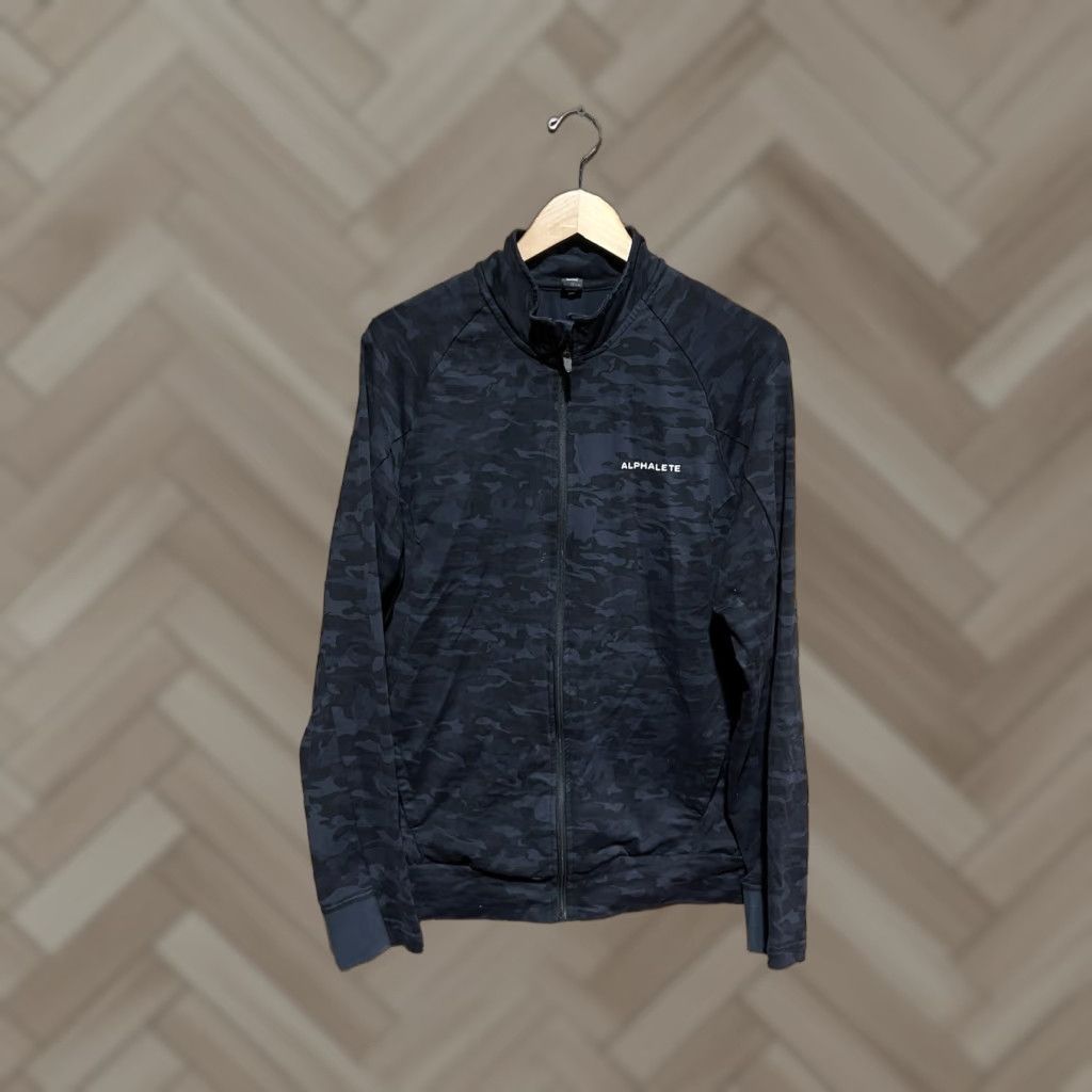 Vintage Alphalete Mens Black Camo Full Zip Athletic Sweater Large Size US L / EU 52-54 / 3 - 1 Thumbnail