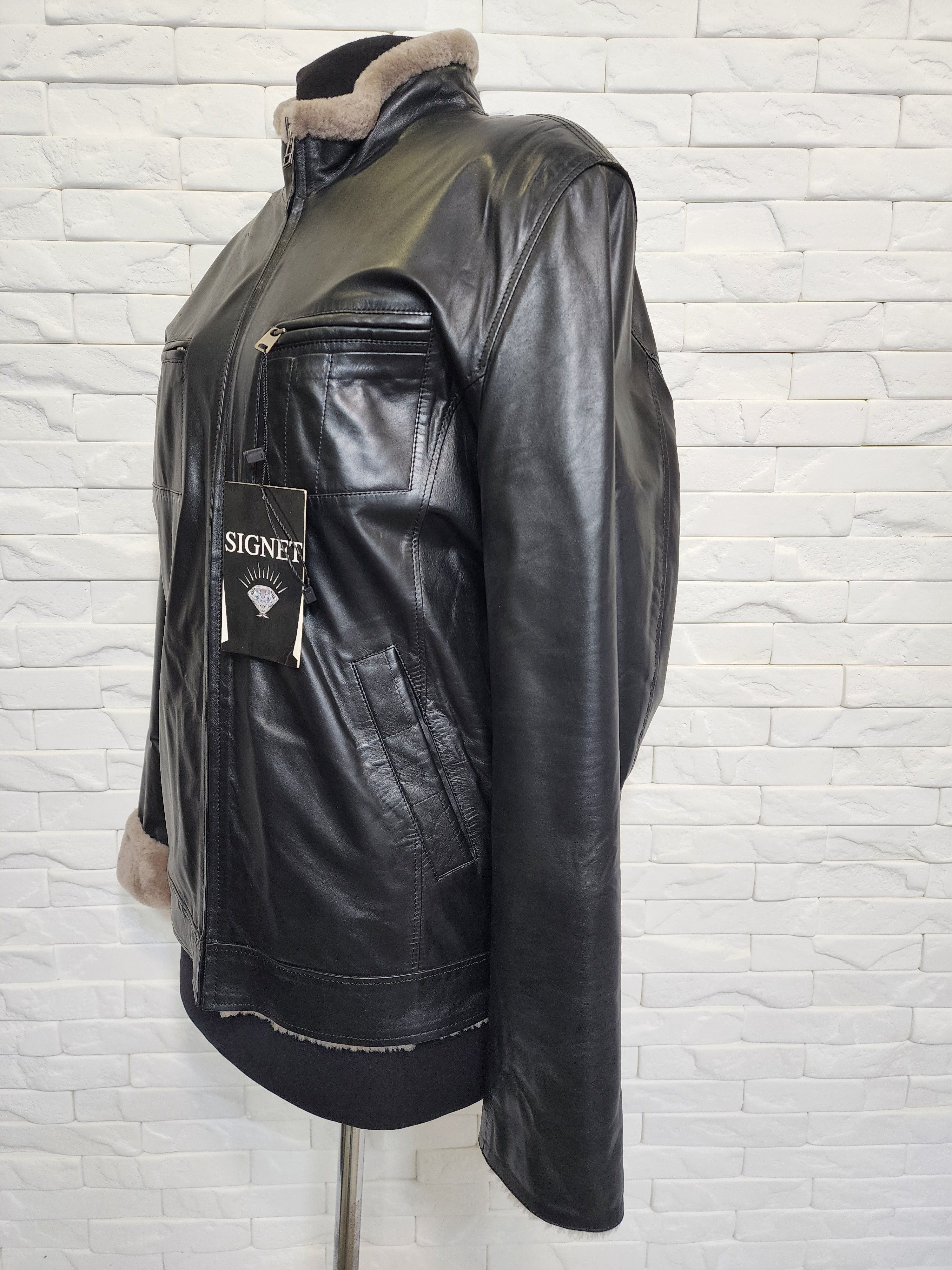 Genuine Leather Men's Black Leather Fur Jacket: Genuine Fur, Metal Zipper Size US L / EU 52-54 / 3 - 4 Thumbnail