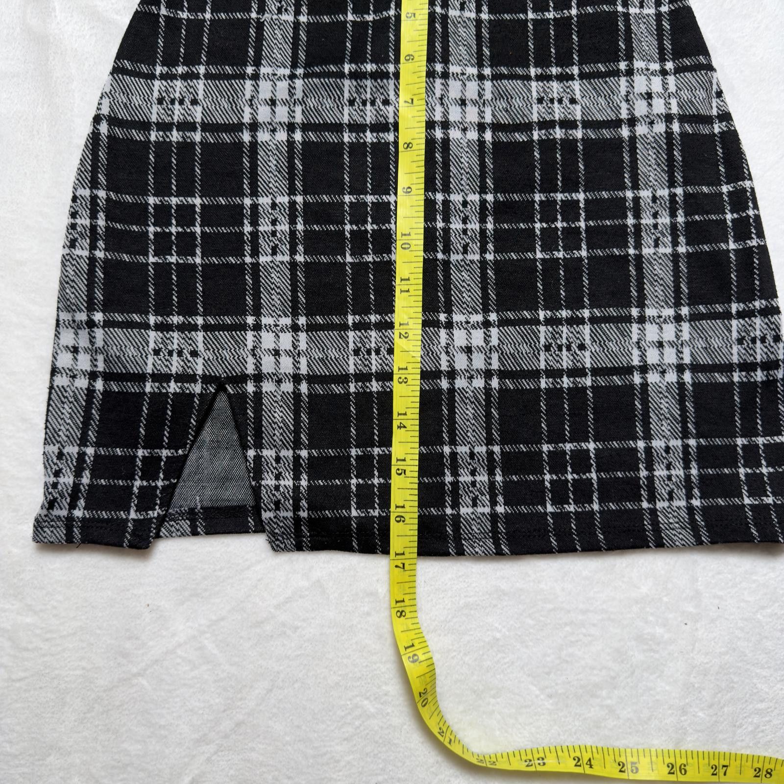 Fashion Nova Black Plaid Tartan Top Grunge Dark Academia Y2K Schoolgirl Size M / US 6-8 / IT 42-44 - 4 Thumbnail