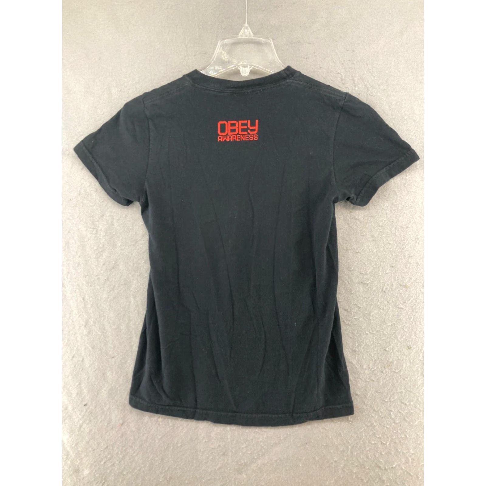 Obey OBEY T SHIRT MEN'S SMALL KEEP A BREAST GIRL SURF SKATE Size US S / EU 44-46 / 1 - 7 Thumbnail