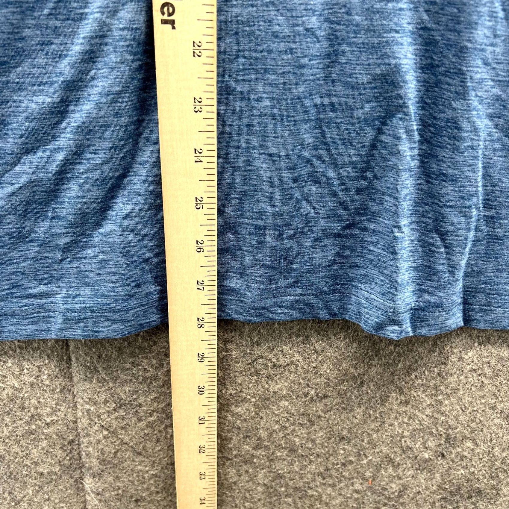 Vintage Columbia Shirt Mens Large Blue Long Sleeve Crewneck RashGuard Heather Size US L / EU 52-54 / 3 - 7 Thumbnail