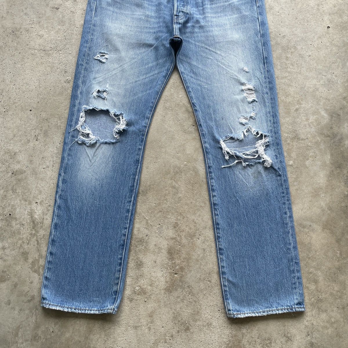 Levi's Vintage Clothing Levis 501 Big E Ripped Jean Faded Distressed Denim Pants W34 Size US 34 / EU 50 - 4 Thumbnail
