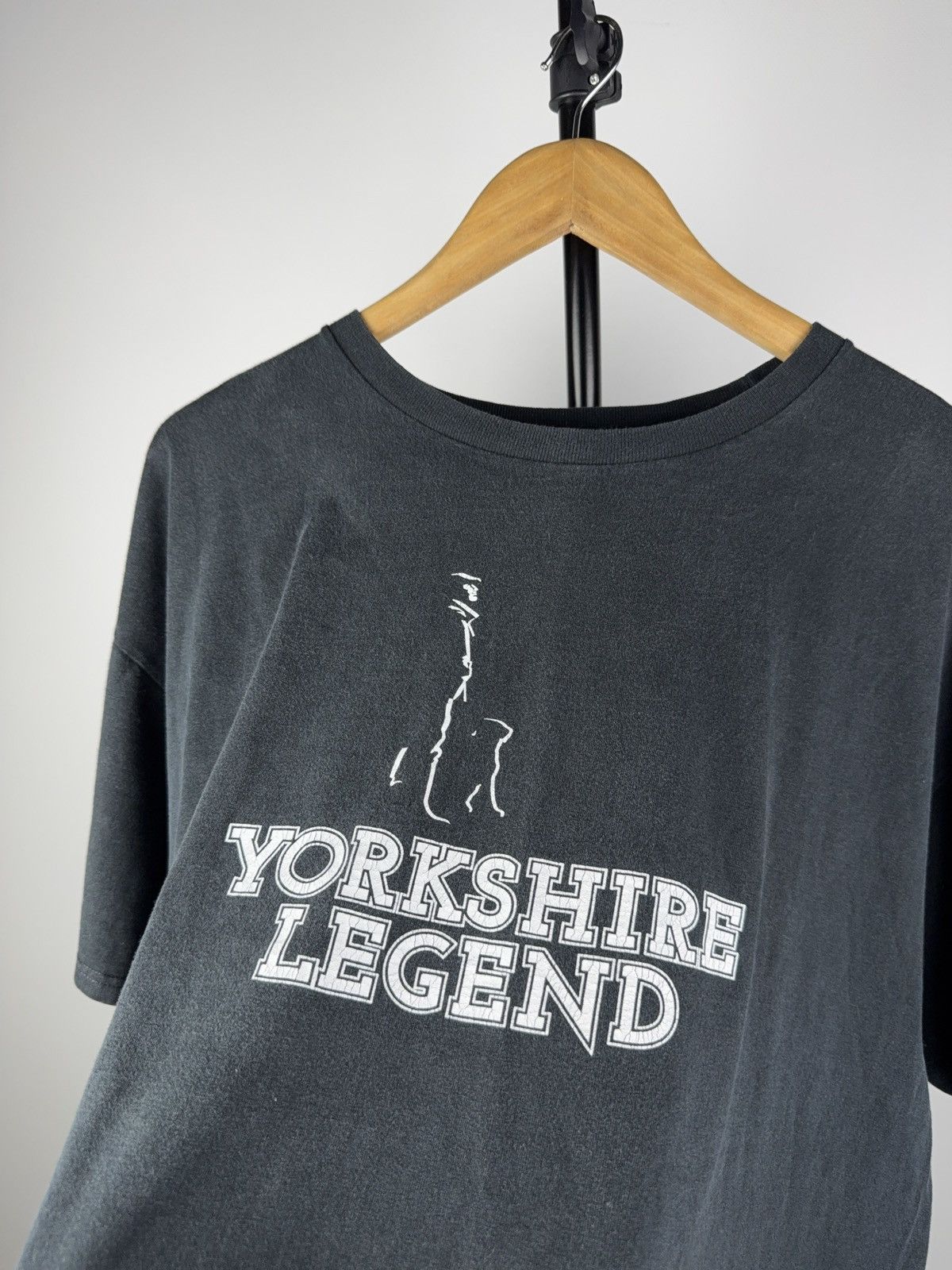 Vintage Vintage 00s Retro Yorkshire Legend / Beer T Shirt Size US XL / EU 56 / 4 - 3 Thumbnail