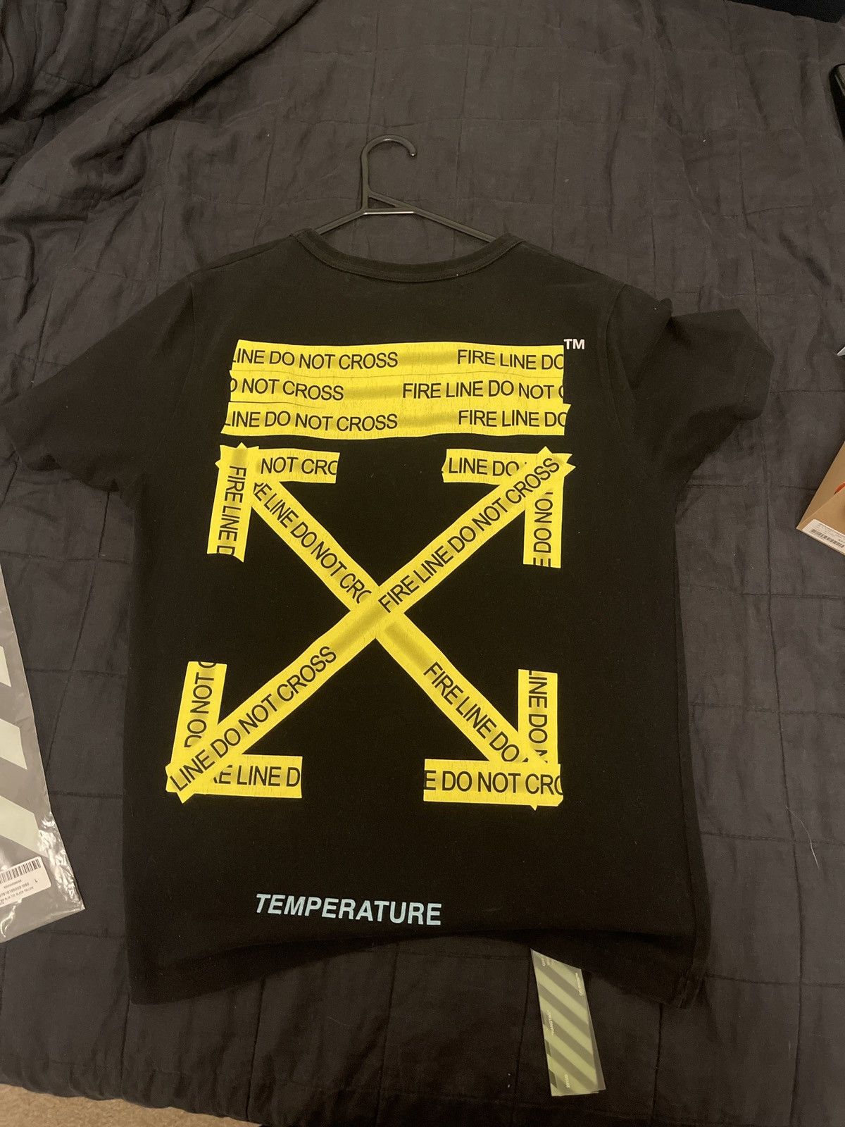 Off-White FIRETAPE S/S SLIM TEE BLACK YELLOW OFF-WHITE Size US S / EU 44-46 / 1 - 3 Thumbnail