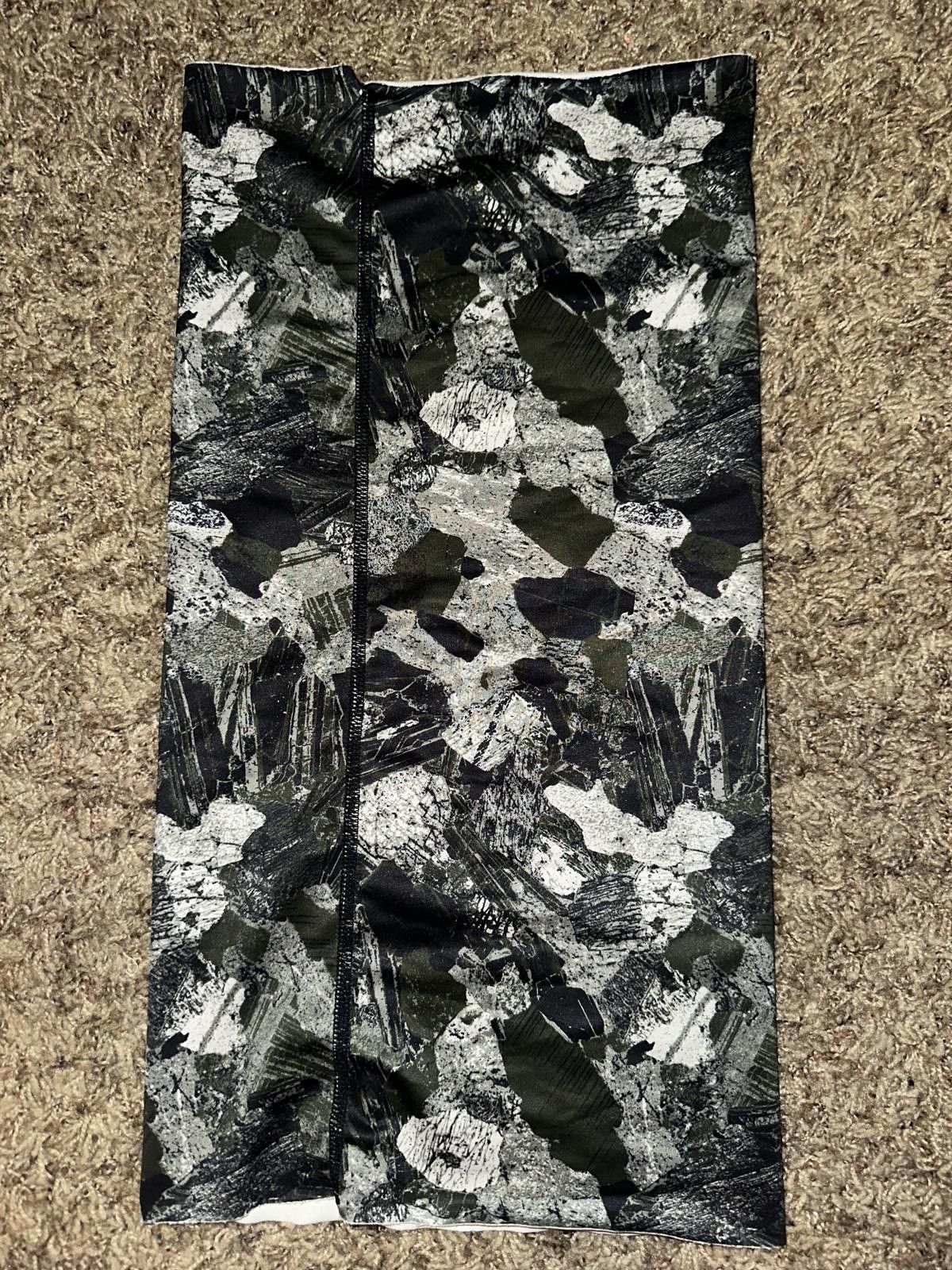Nike Nike ACG Printed Neck Wrap Warmer Unisex Size ONE SIZE - 5 Thumbnail