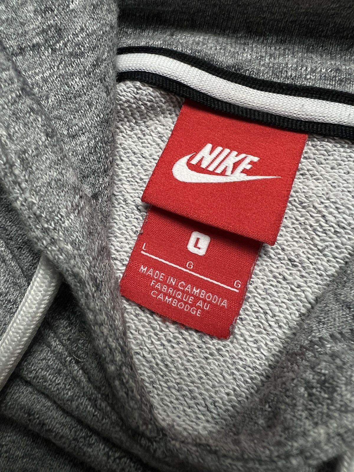 Nike Nike vintage hoodie center swoosh logo spellout y2k crew USA Size US L / EU 52-54 / 3 - 7 Thumbnail