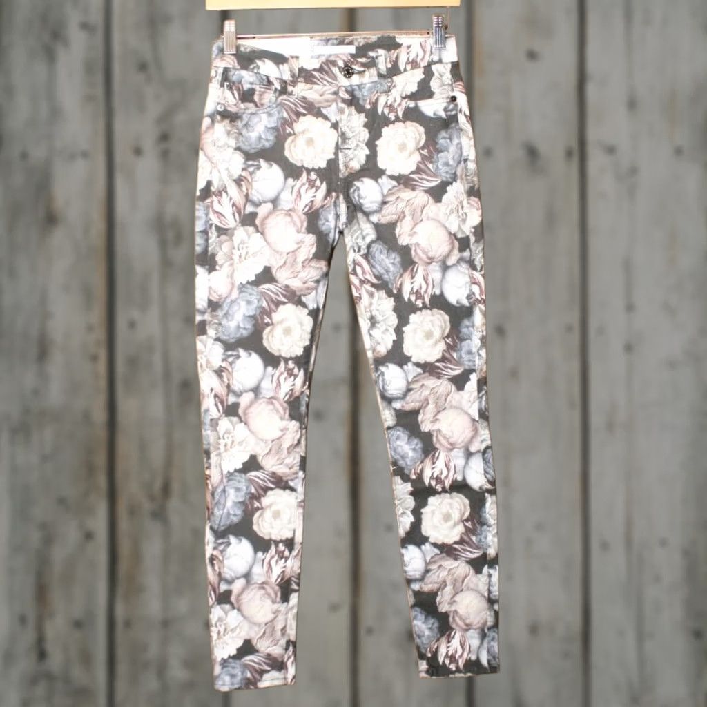 7 For All Mankind 7 FOR ALL MANKIND The Ankle Skinny Jeans Sz. 24 Floral Print Multicolor Stretch Denim Womens Slim Distressed? (remove uncertain) Size 42" / US 20 - 1 Thumbnail