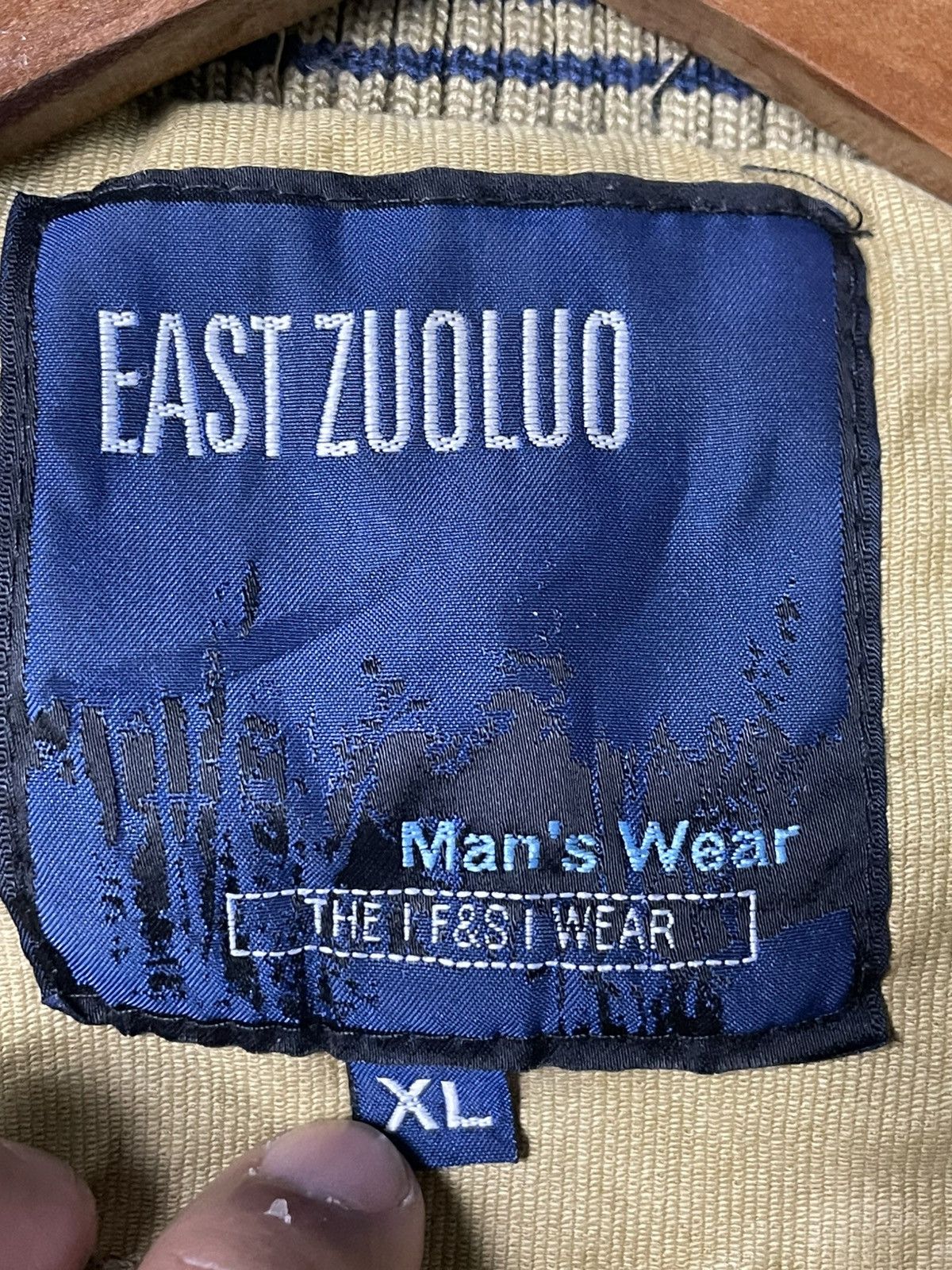 Japanese Brand × Vintage East Zuoluo Menswear Hooded Jacket (77) Size US XL / EU 56 / 4 - 7 Thumbnail
