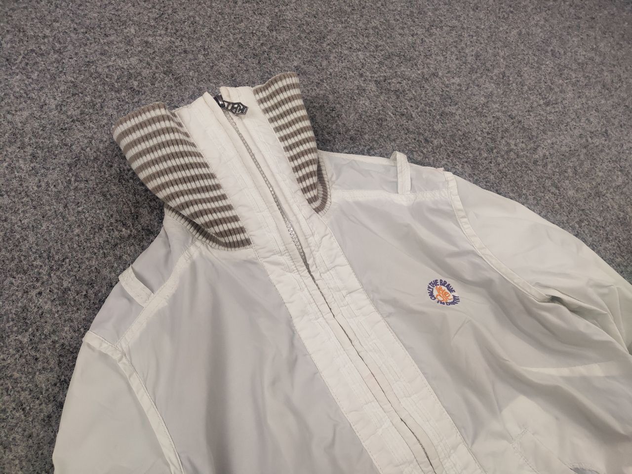 Diesel Vintage Y2K Style Diesel Jacket wide cuffs and Big logo Size US S / EU 44-46 / 1 - 8 Thumbnail
